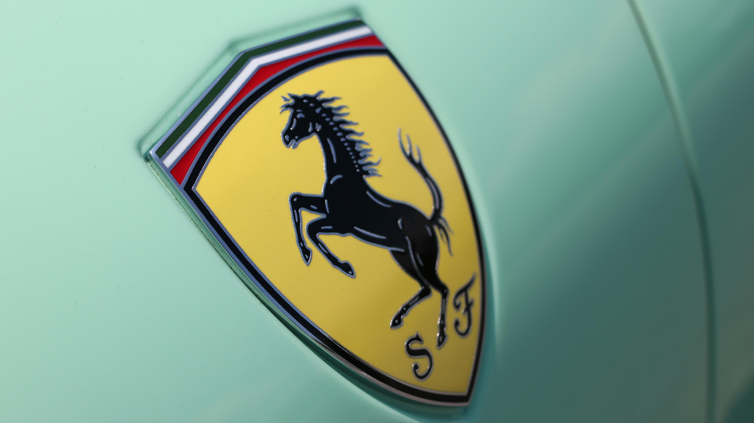 2025 Ferrari Roma — Photo 15 / 41