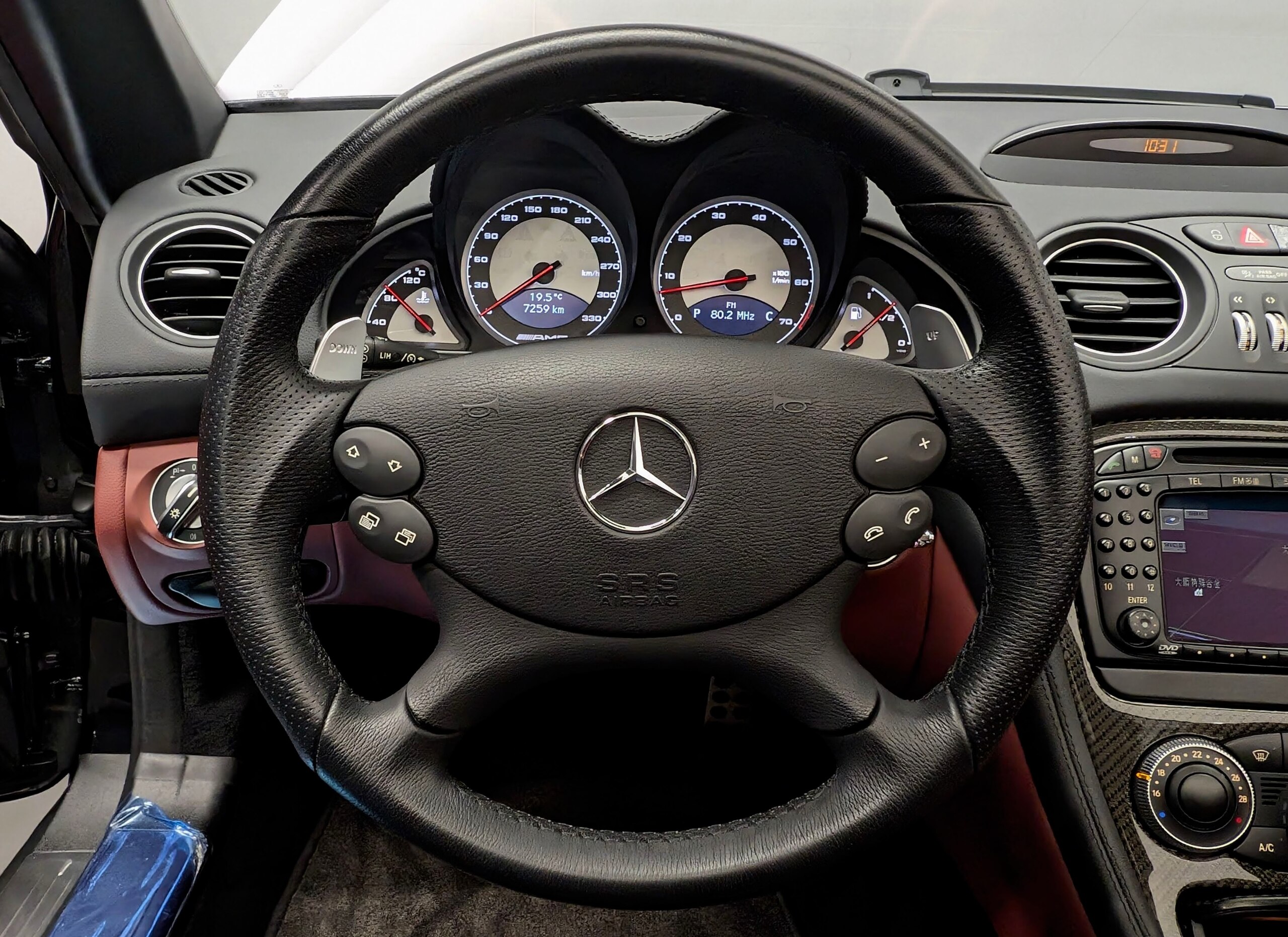 2006 Mercedes Benz SL55 AMG — Photo 13 / 22
