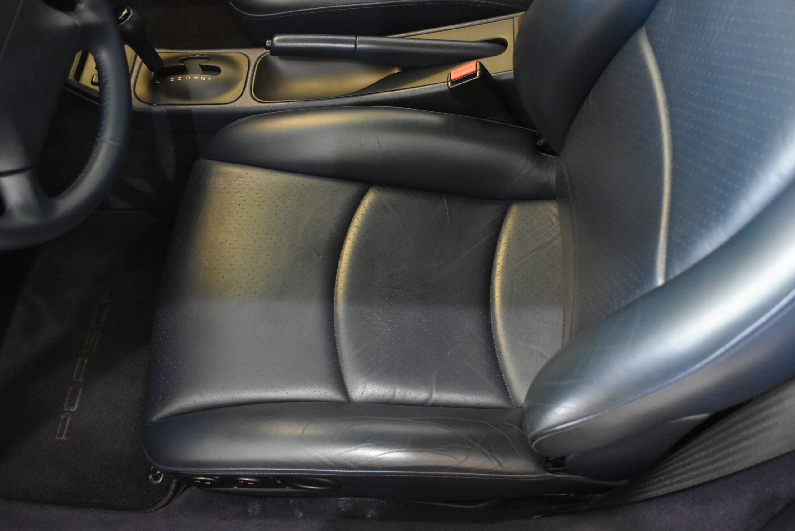 1994 Porsche 911 Carrera — Photo 14 / 17