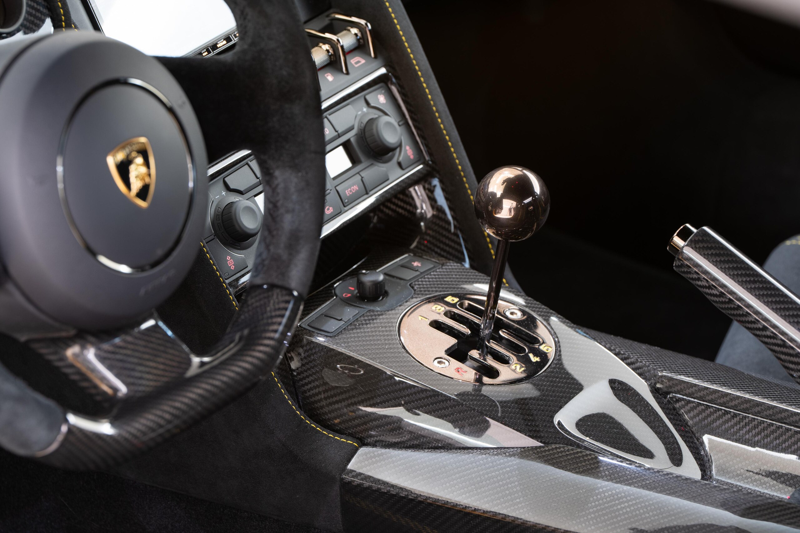 2013 Lamborghini Gallardo LP570-4 Superleggera — Photo 12 / 19