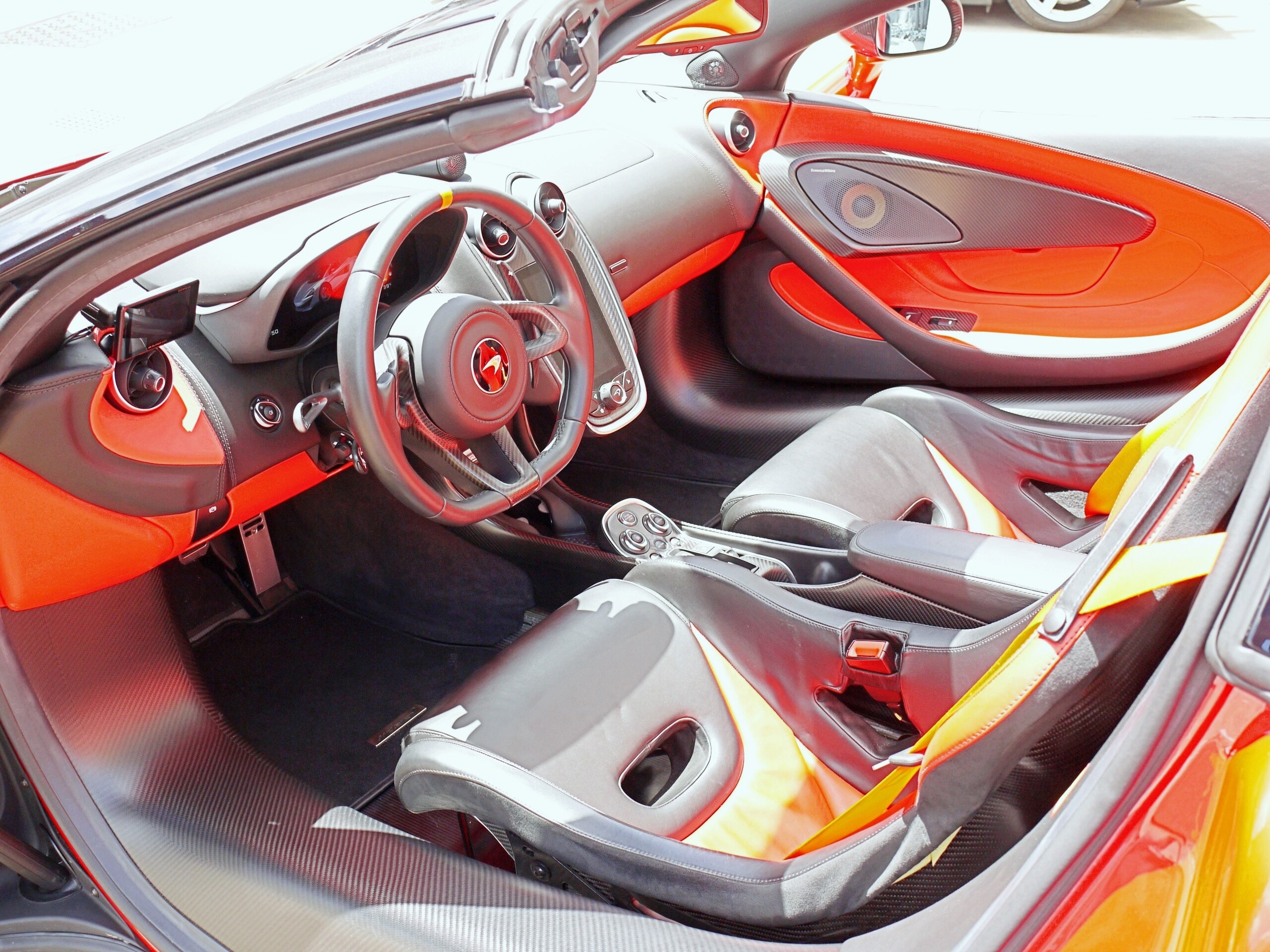 2019 McLaren 600LT Spider — Photo 6 / 21