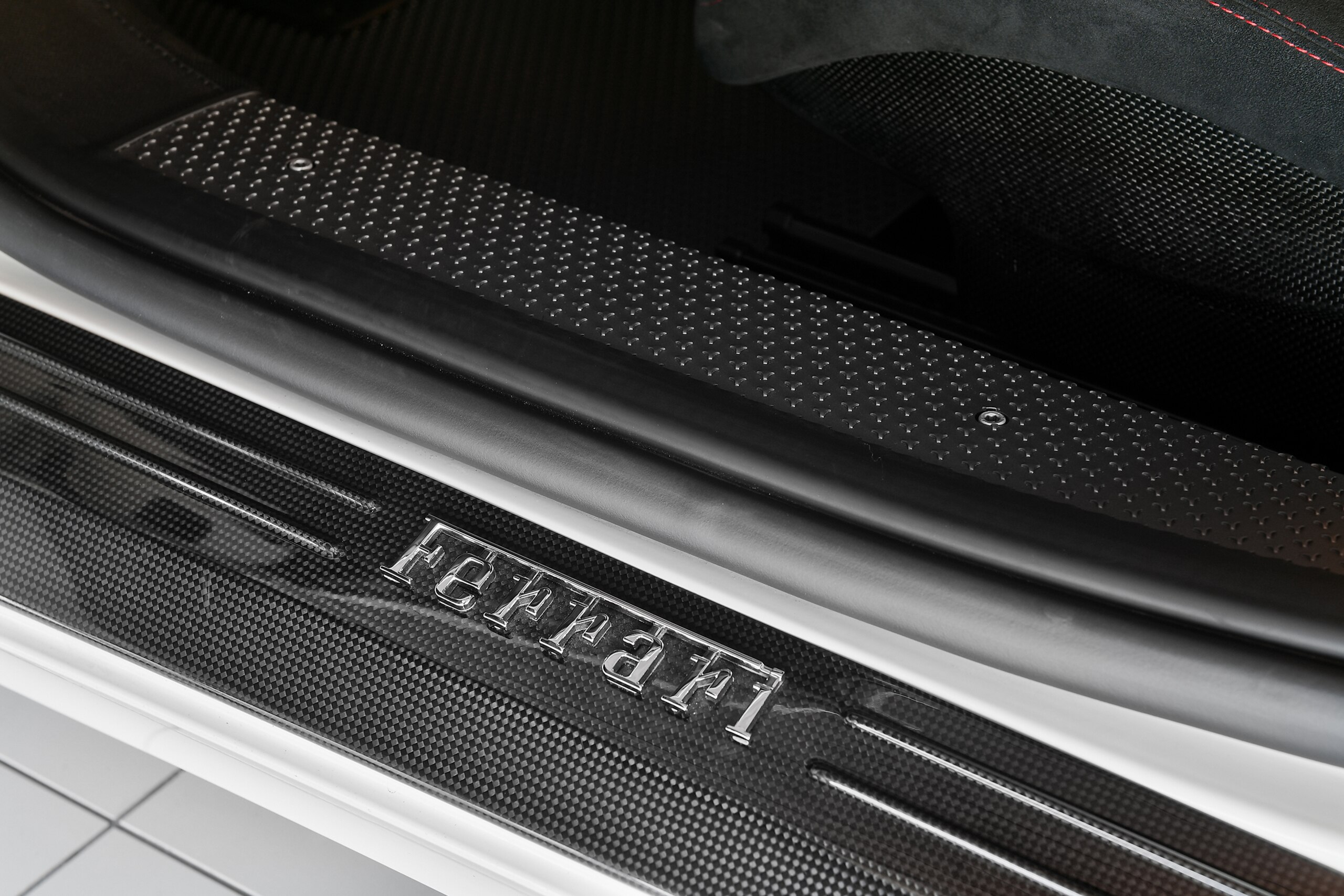 2014 Ferrari 458 Speciale — Photo 12 / 15