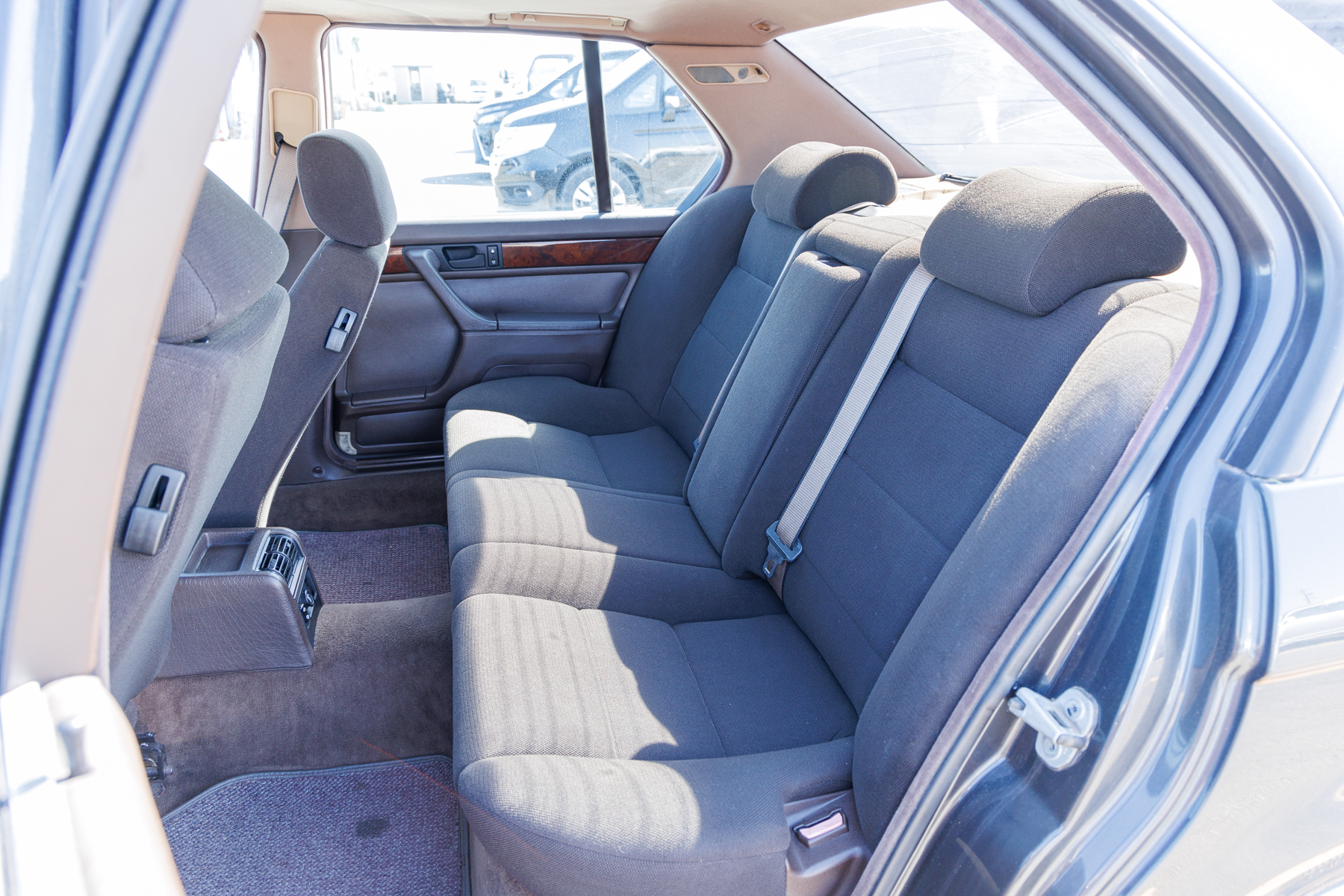 1987 BMW 735i — Photo 11 / 14