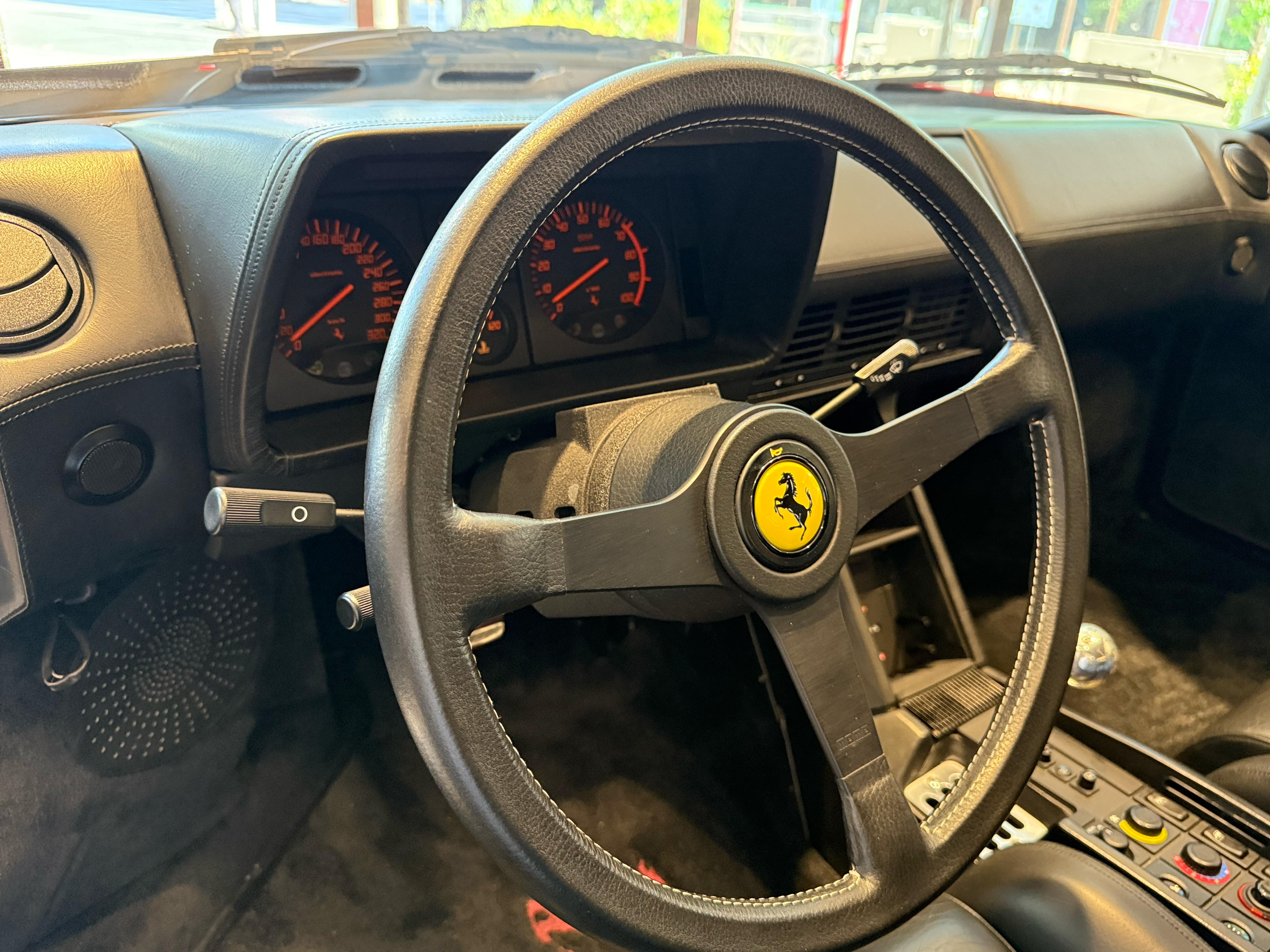 1989 Ferrari Testarossa — Photo 11 / 24