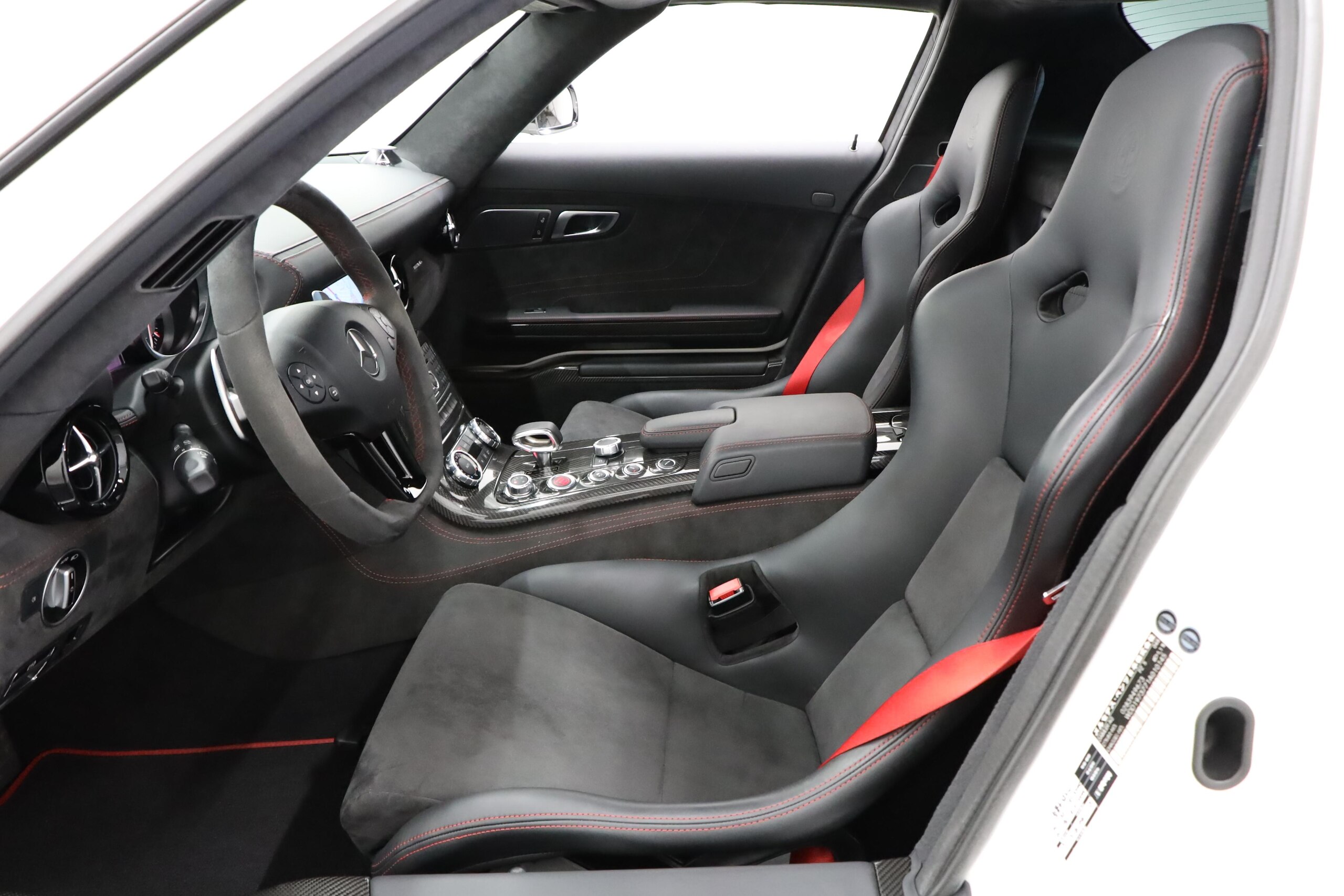 2013 Mercedes Benz SLS AMG — Photo 10 / 22