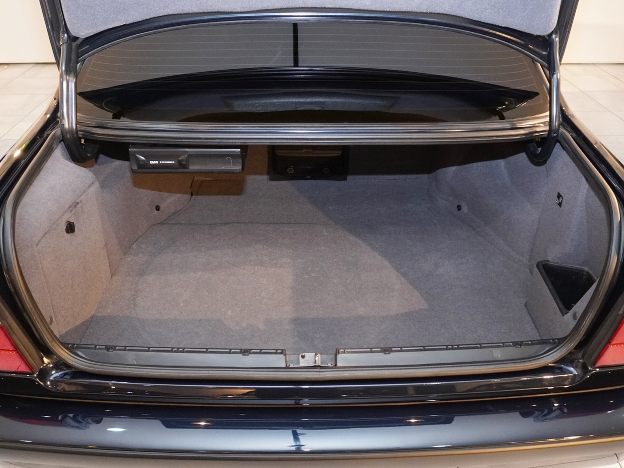 1994 BMW M5 — Photo 20 / 20