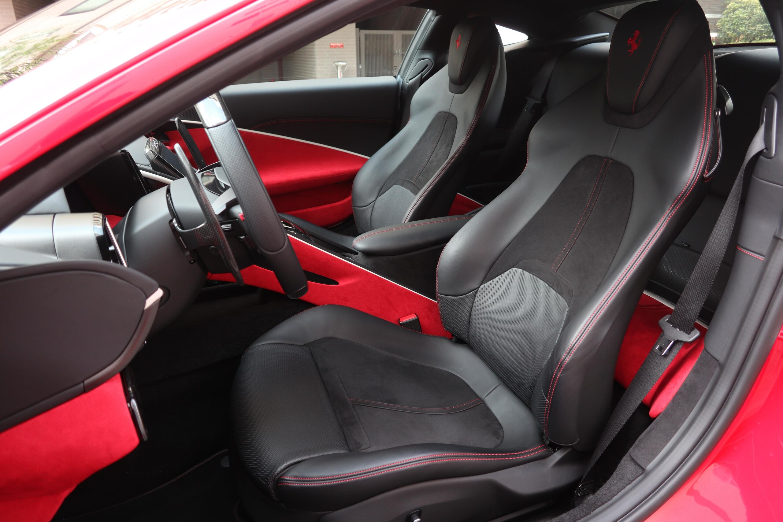 2021 Ferrari Roma — Photo 6 / 20