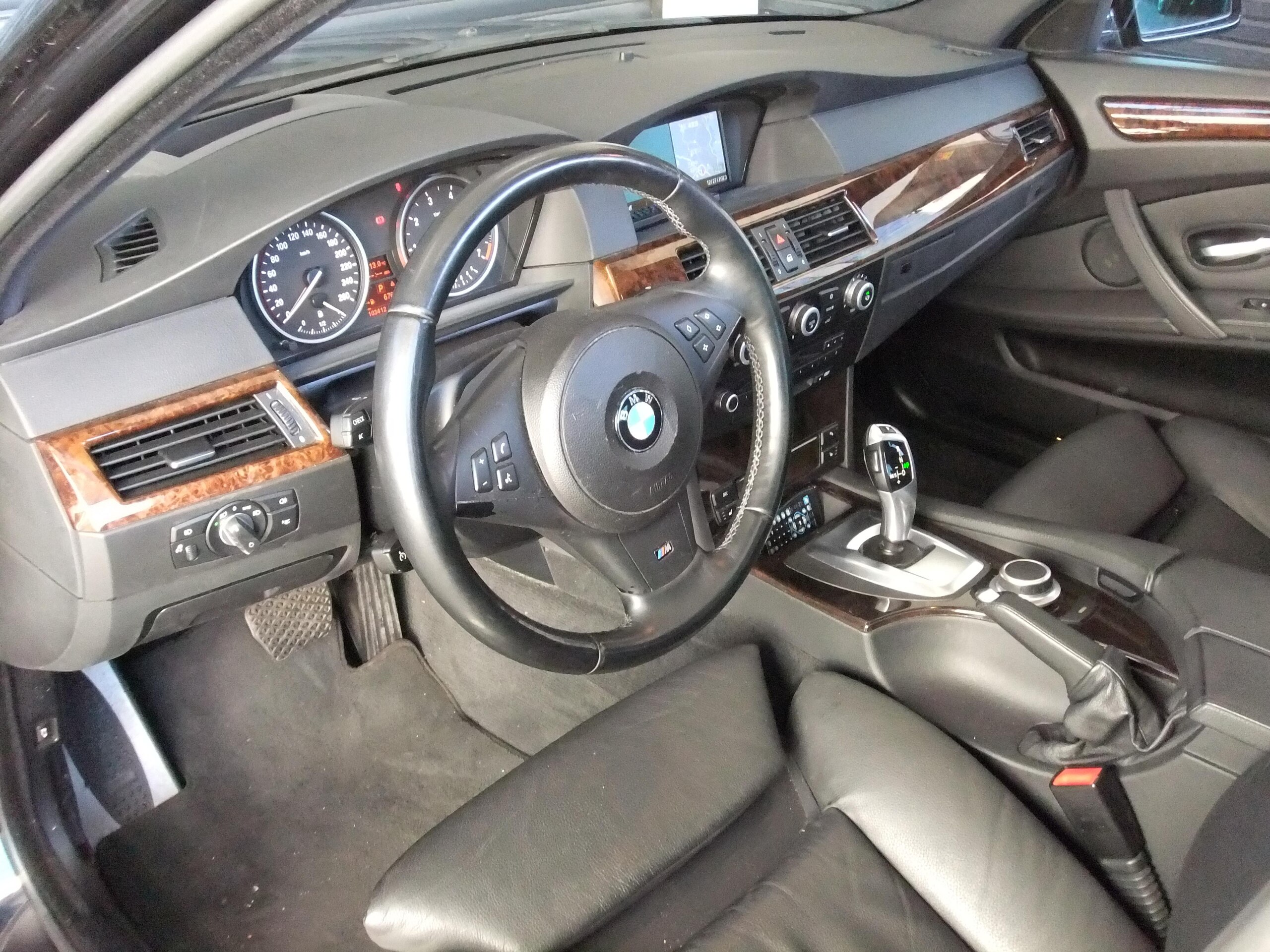 2007 BMW 550i M Sport — Photo 12 / 15