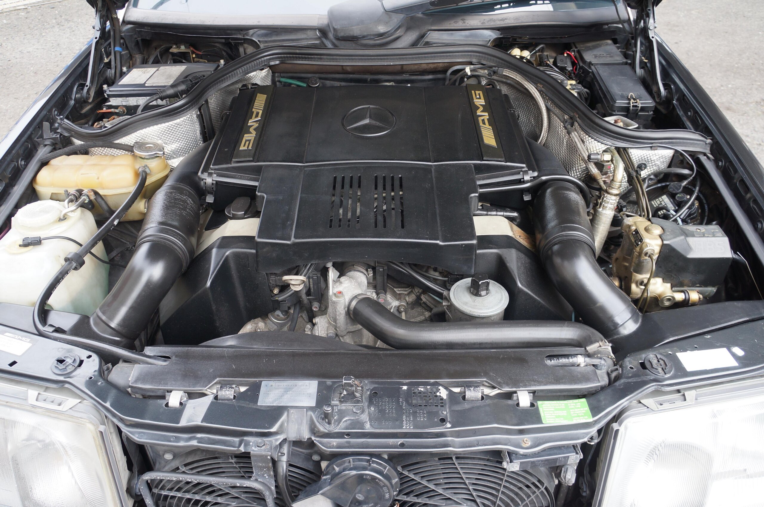 1994 Mercedes Benz E400 AMG — Photo 17 / 18