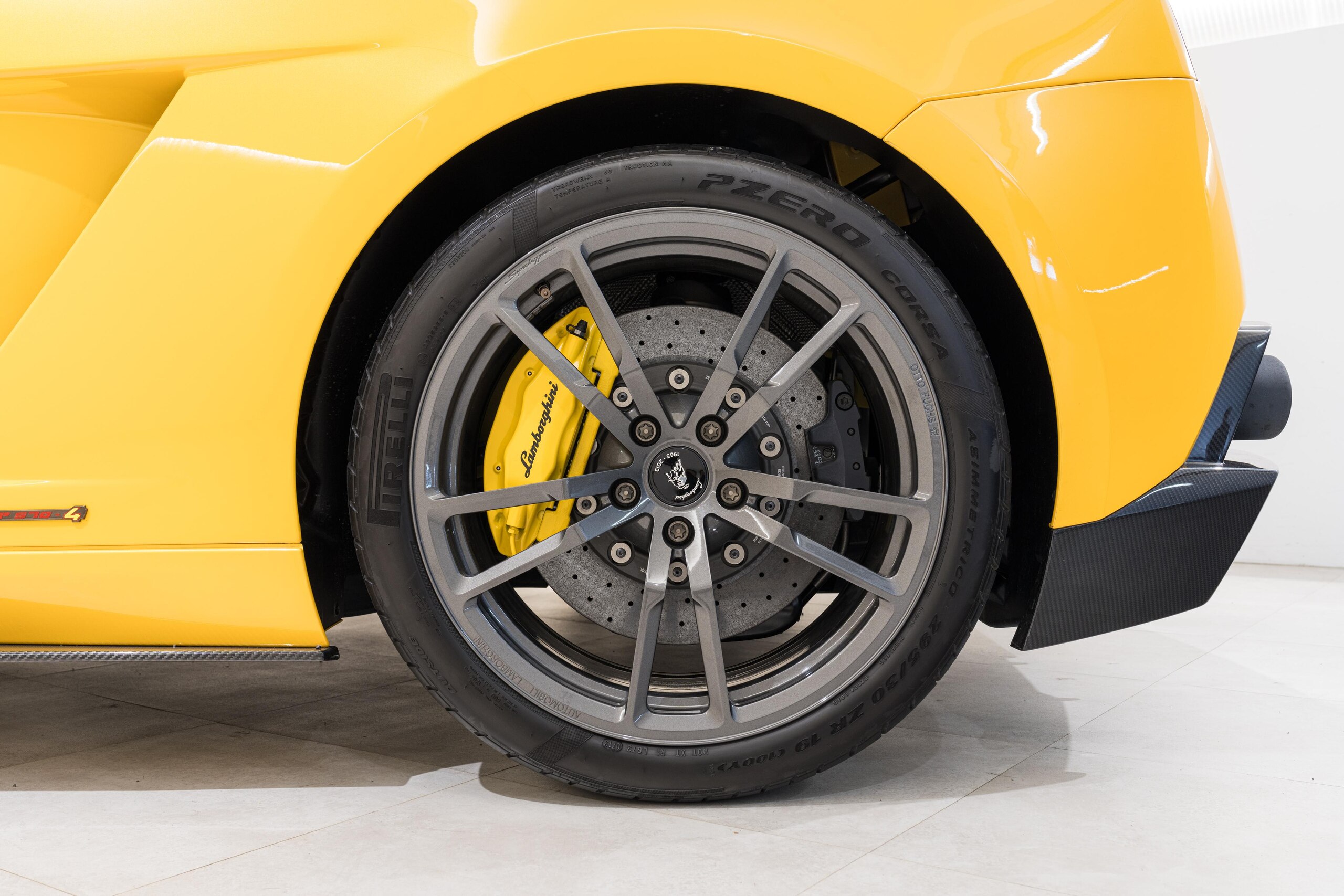 2013 Lamborghini Gallardo LP570-4 Superleggera — Photo 17 / 19