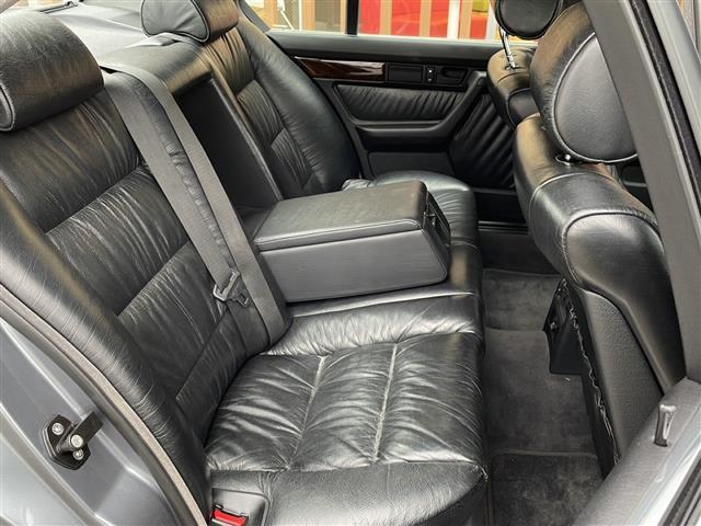 1995 BMW 540i — Photo 16 / 20