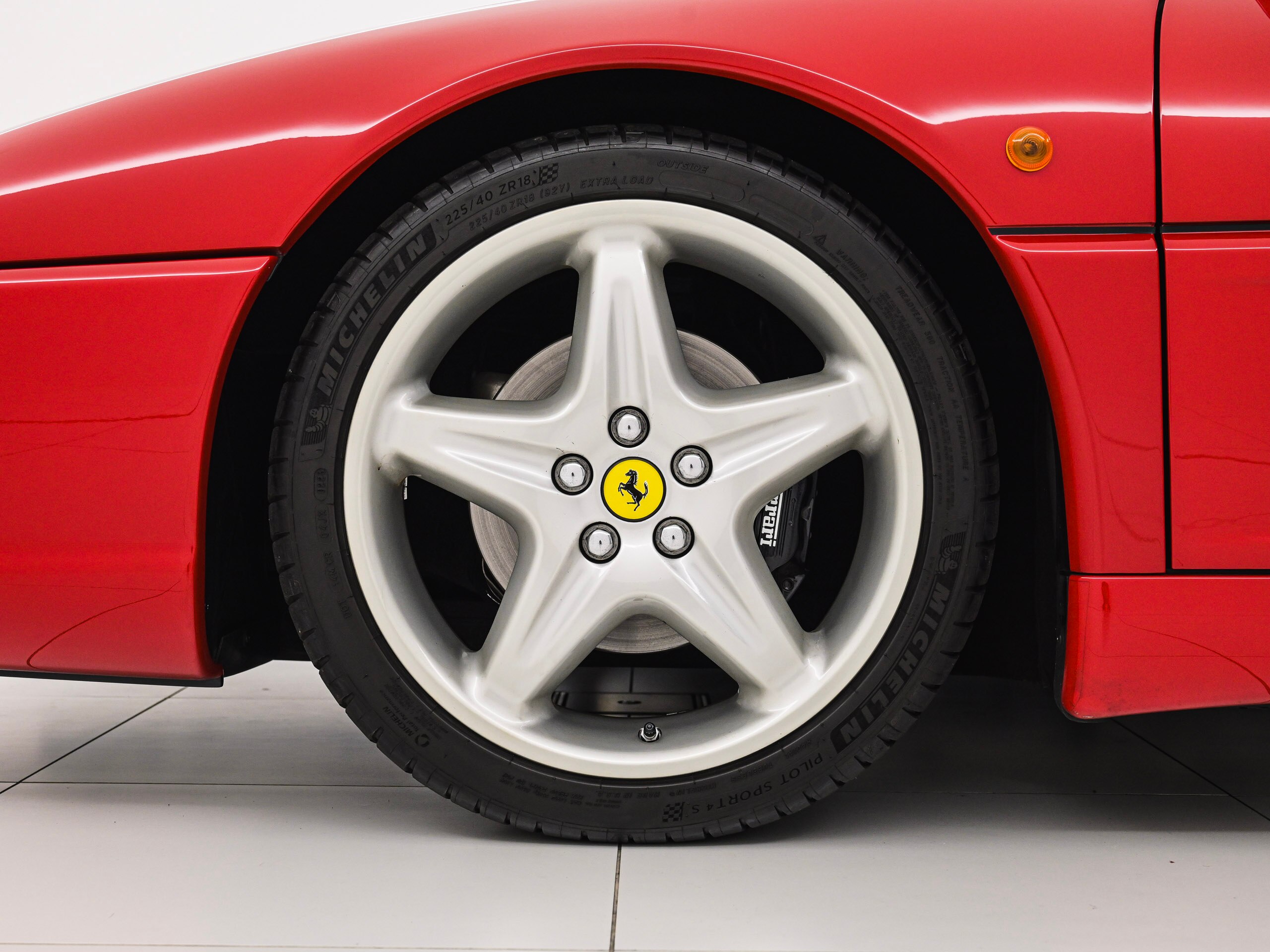 1997 Ferrari F355 Spider — Photo 16 / 18