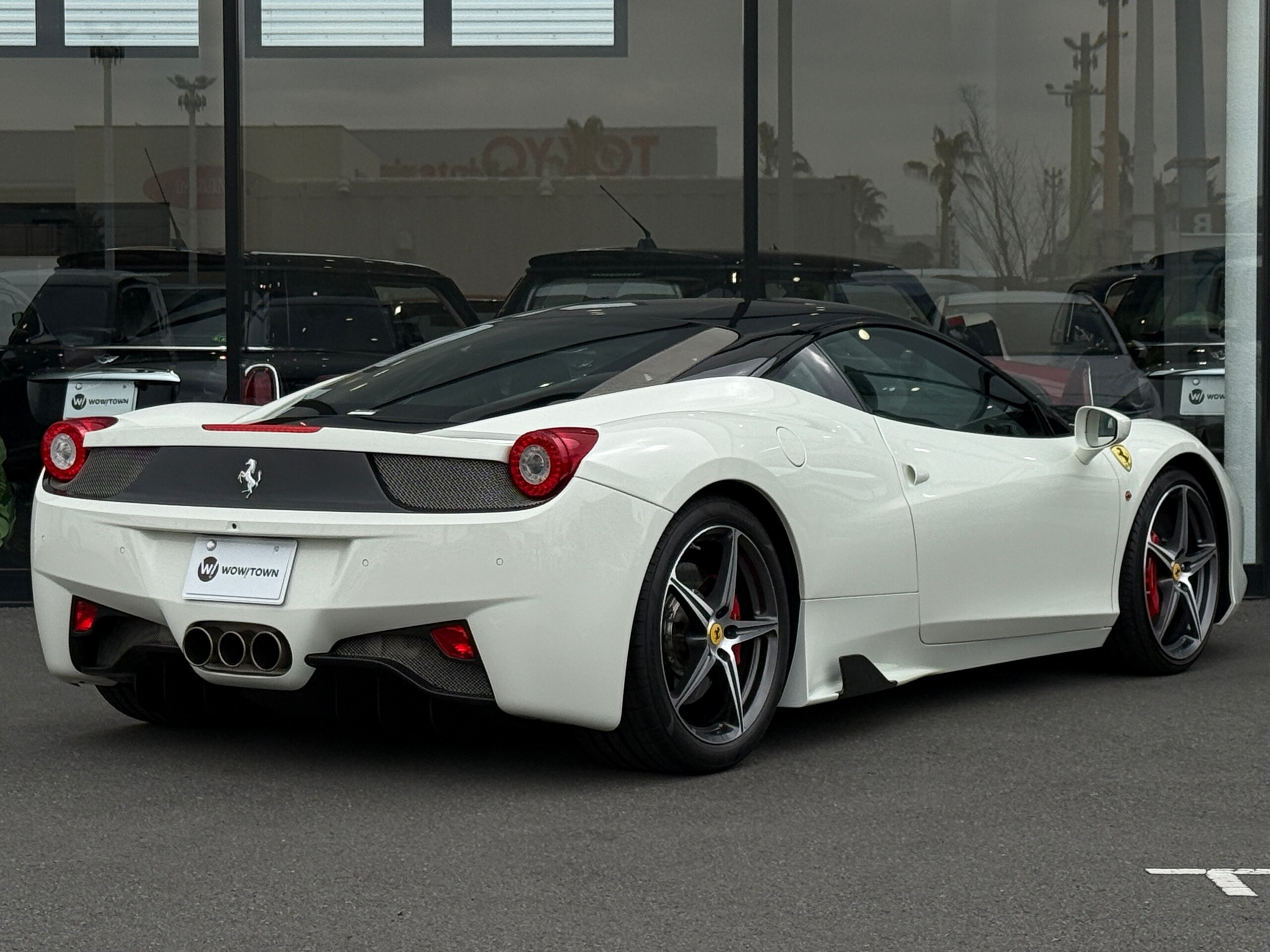 2014 Ferrari 458 Italia F1 DCT — Photo 19 / 52