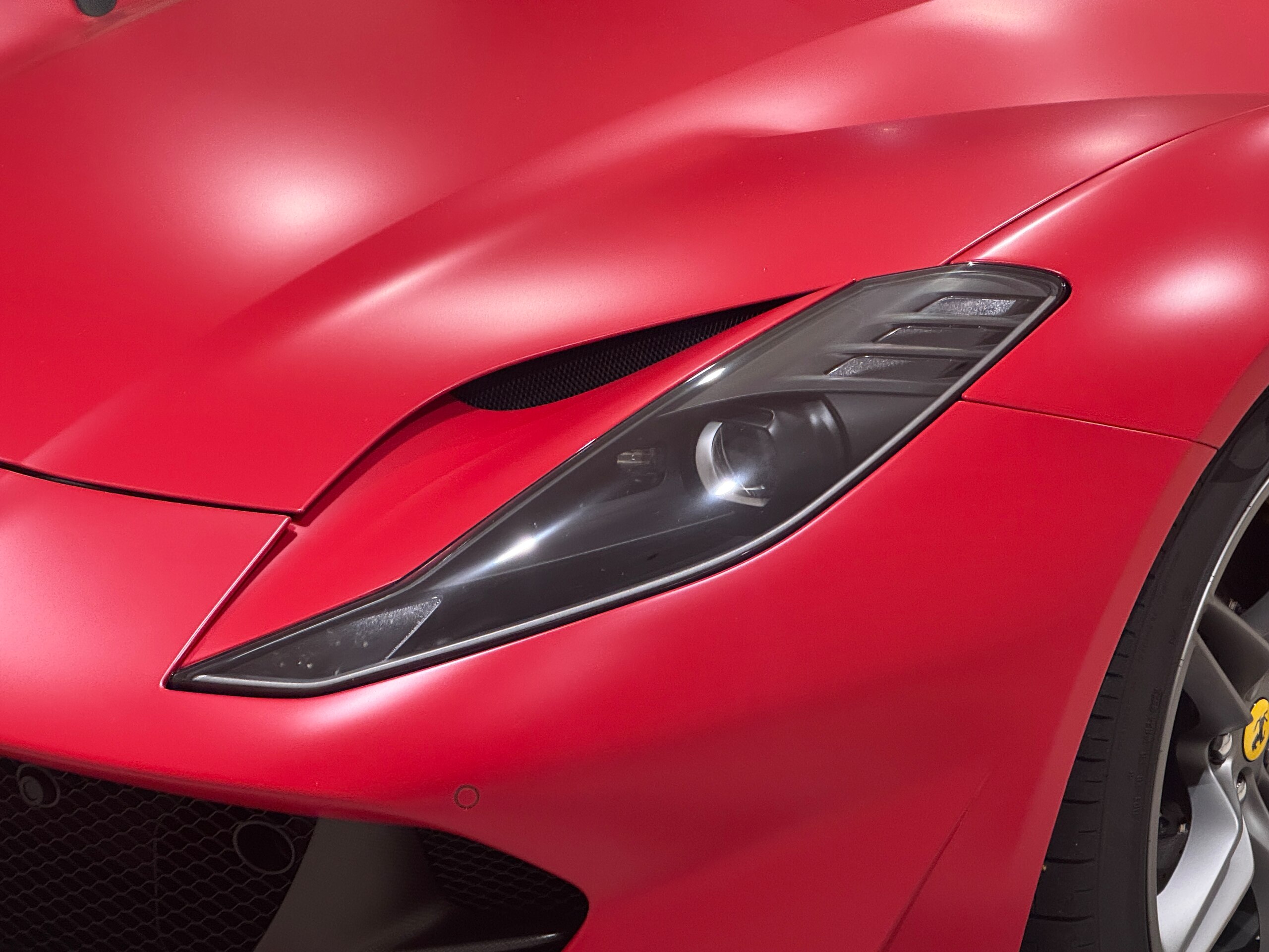 2023 Ferrari 812GTS — Photo 13 / 28