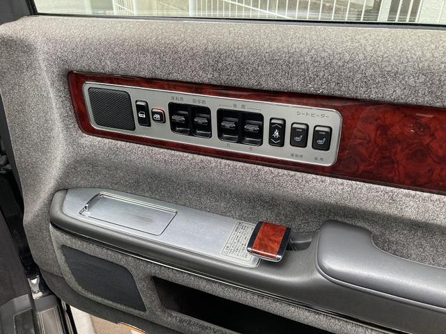 1999 Toyota Century — Photo 11 / 19