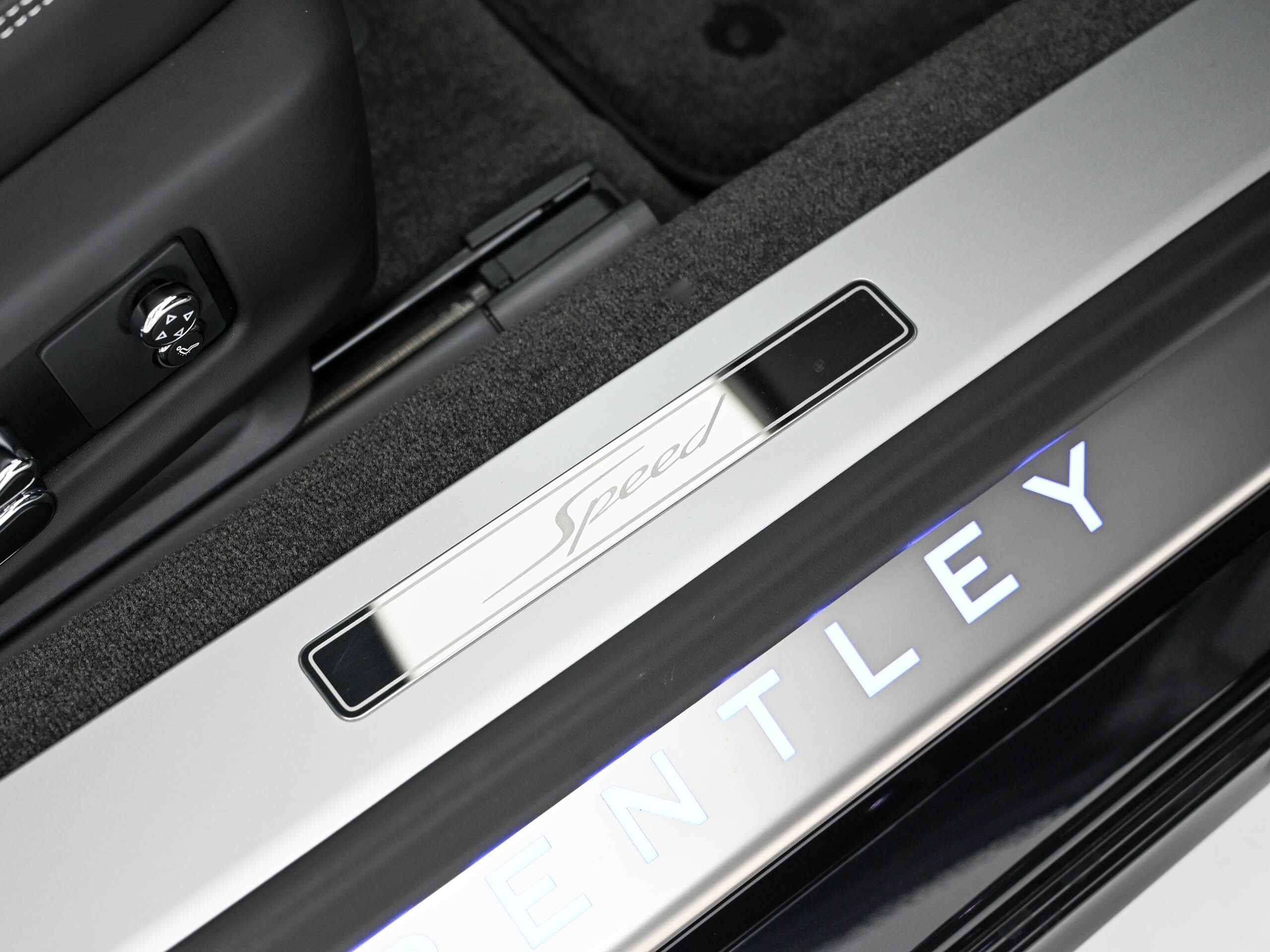 2022 Bentley Continental GT Speed — Photo 9 / 17