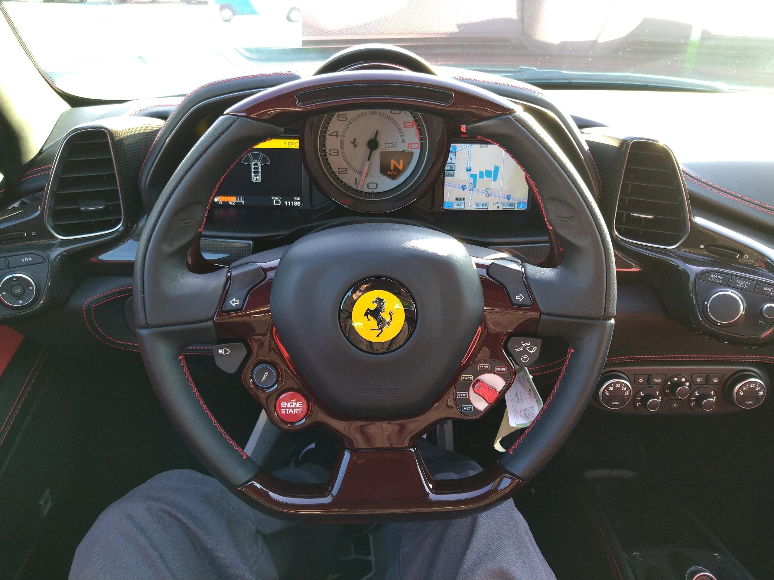 2015 Ferrari 458 Spider — Photo 8 / 26