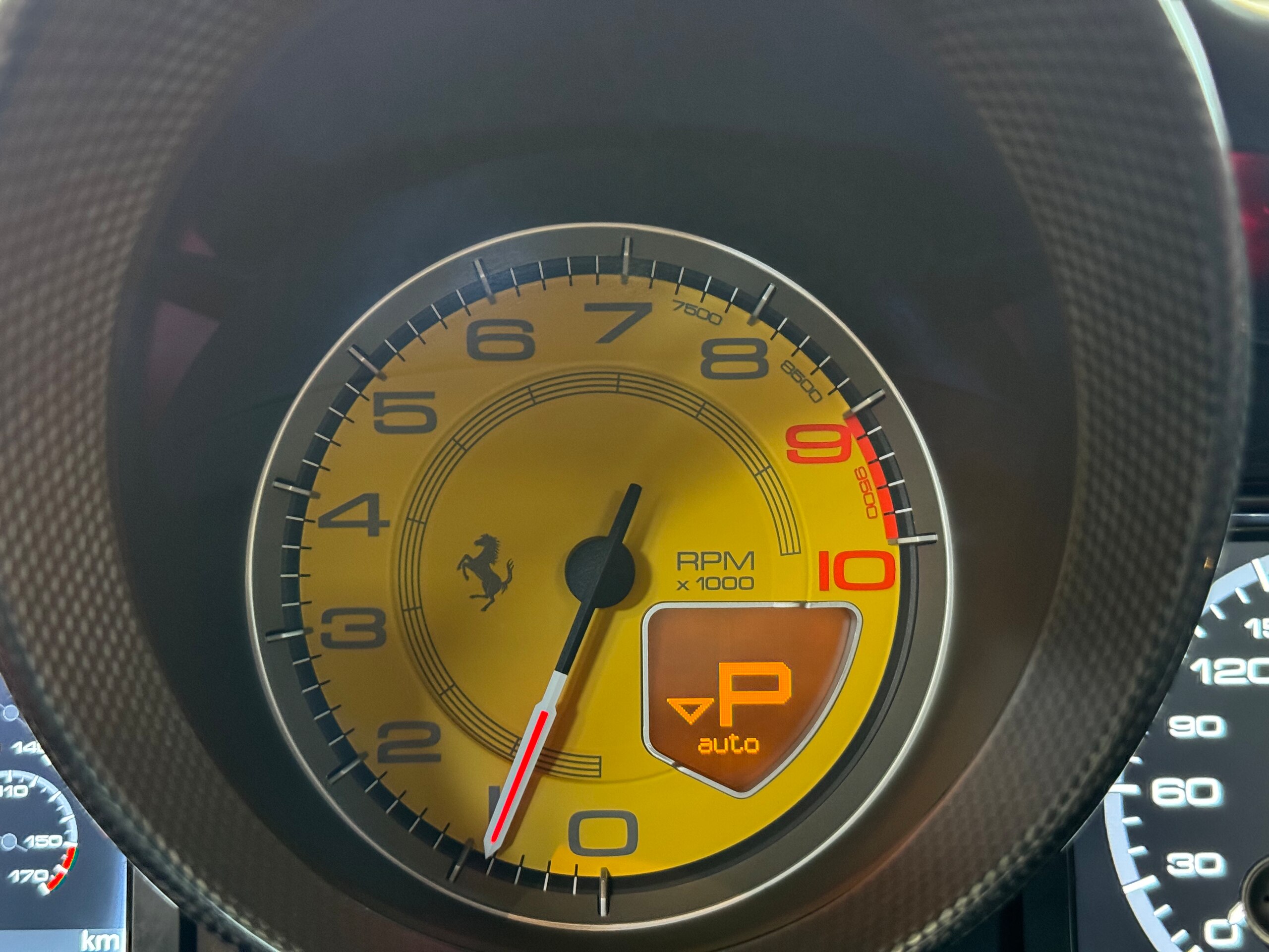 2010 Ferrari 458 Italia F1 DCT — Photo 11 / 21