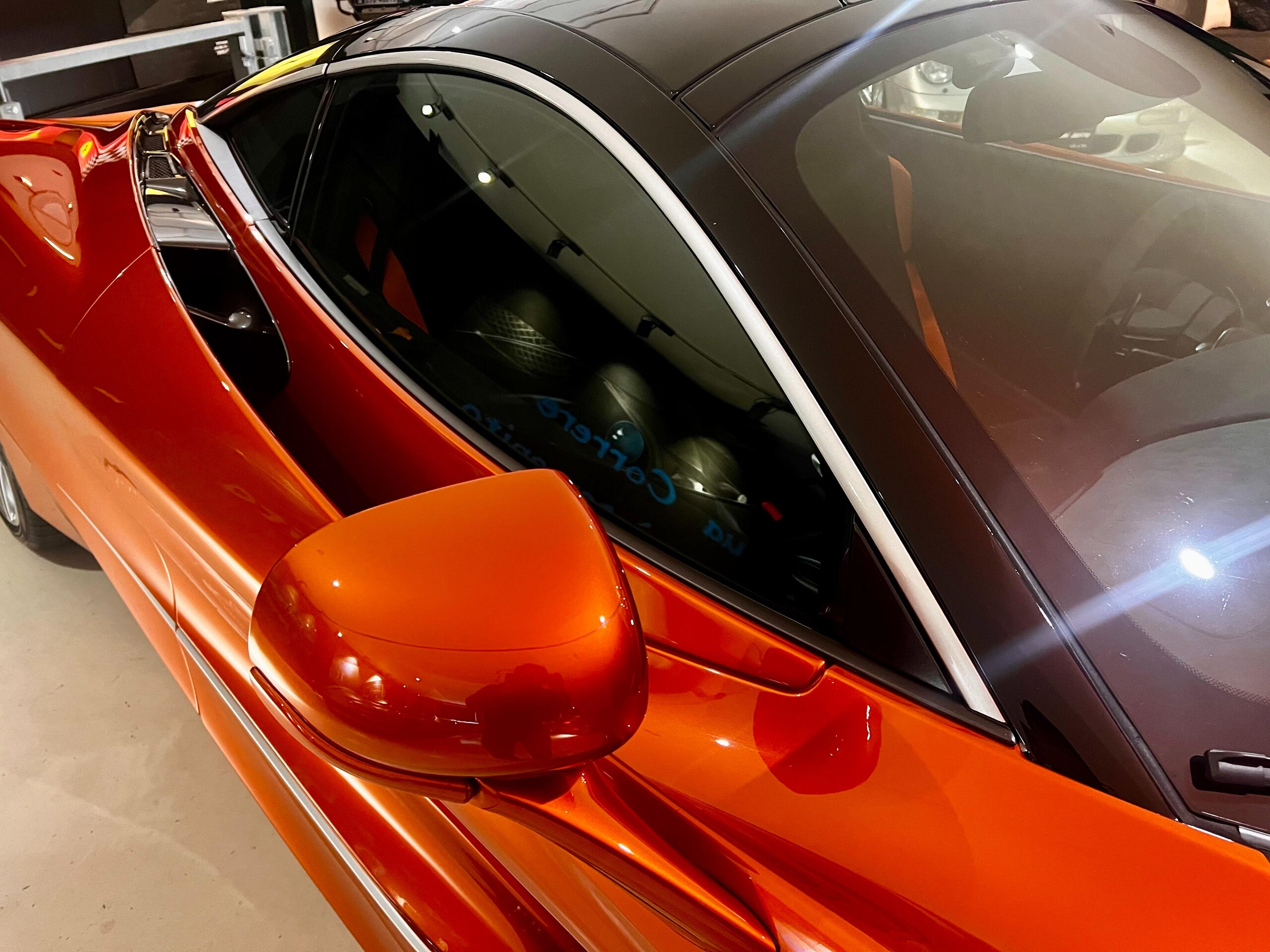 2018 McLaren 720S — Photo 15 / 20