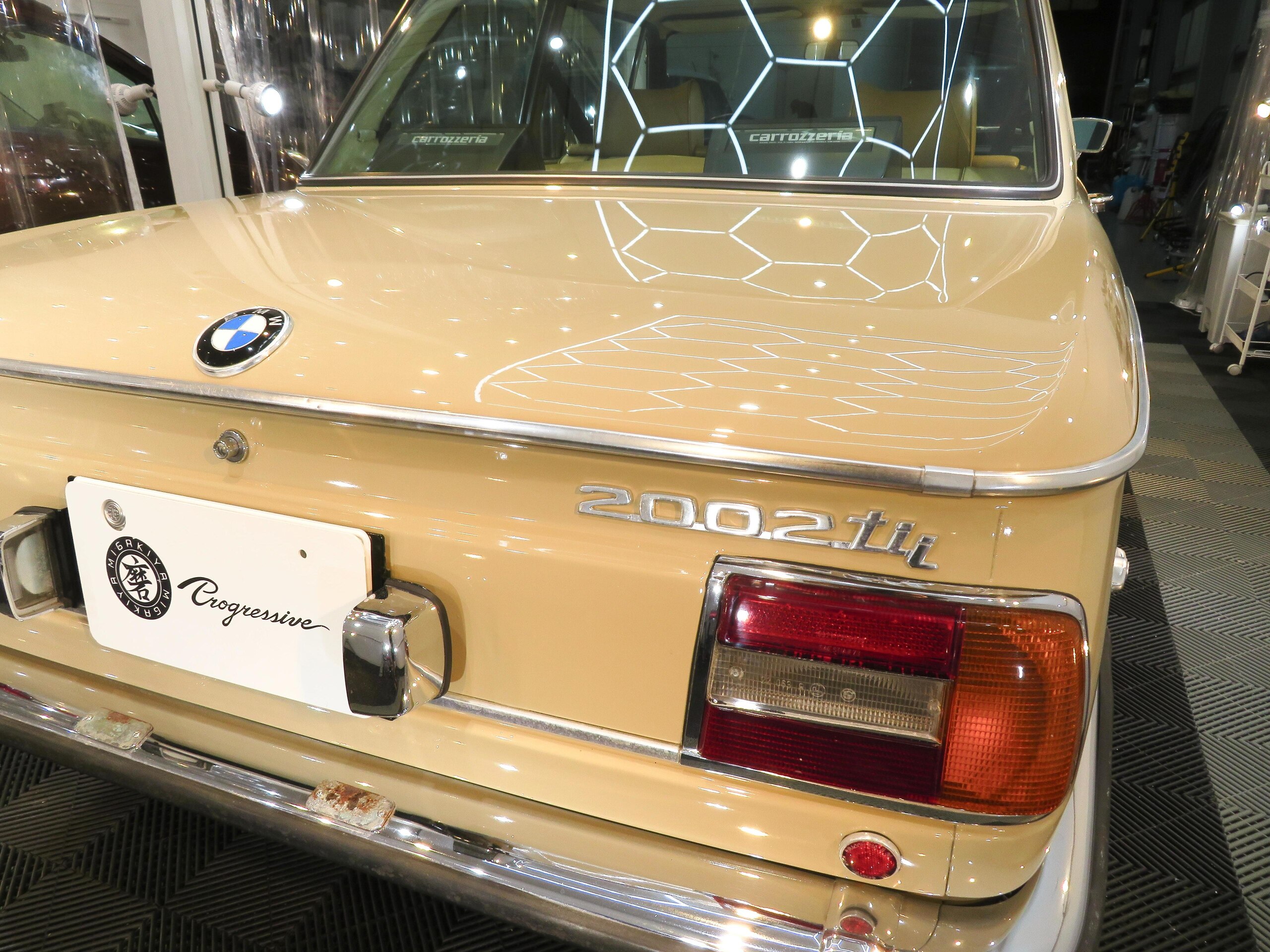 1975 BMW 2002tii — Photo 9 / 18