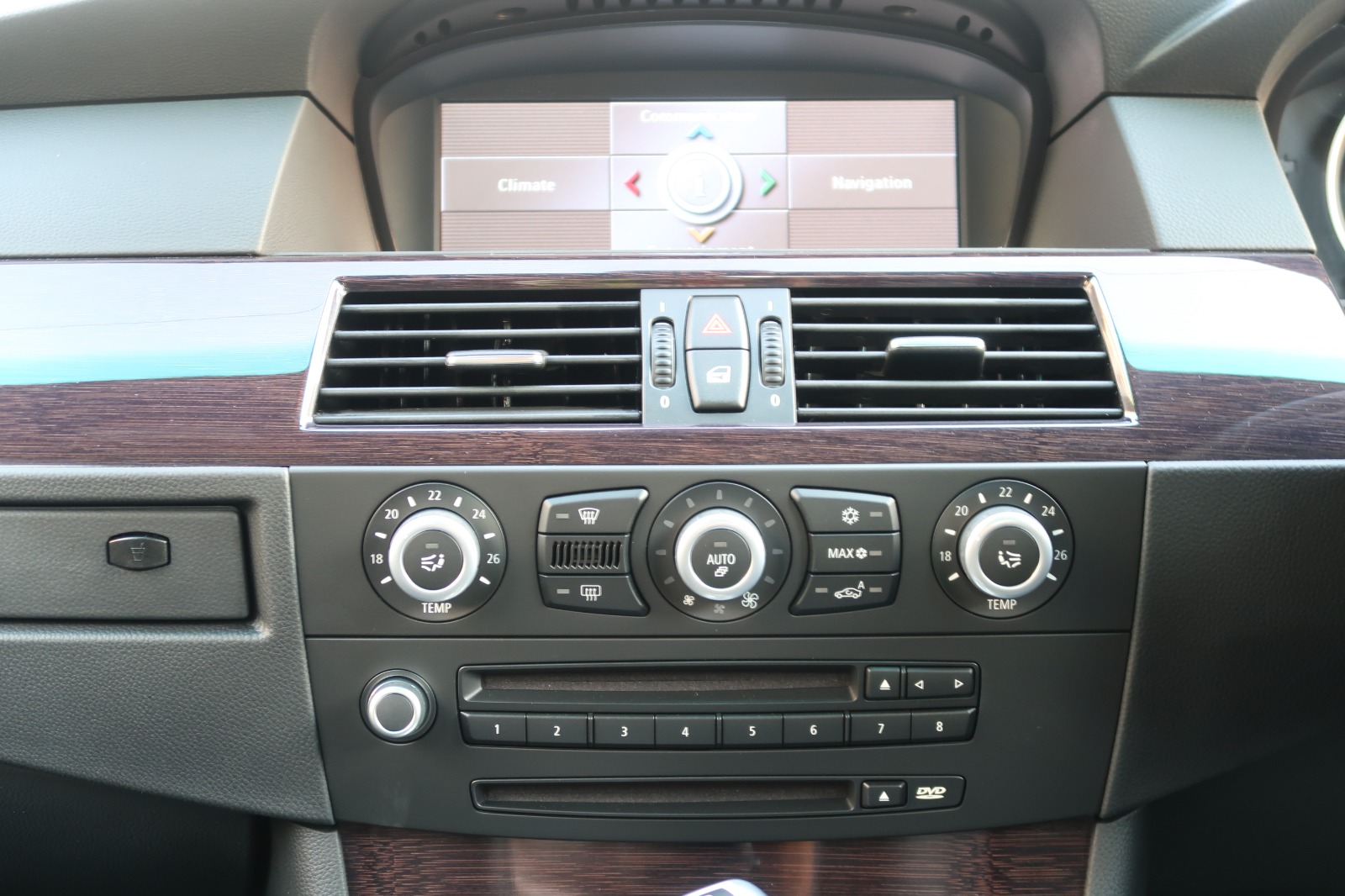 2008 BMW 525i M Sport — Photo 9 / 24