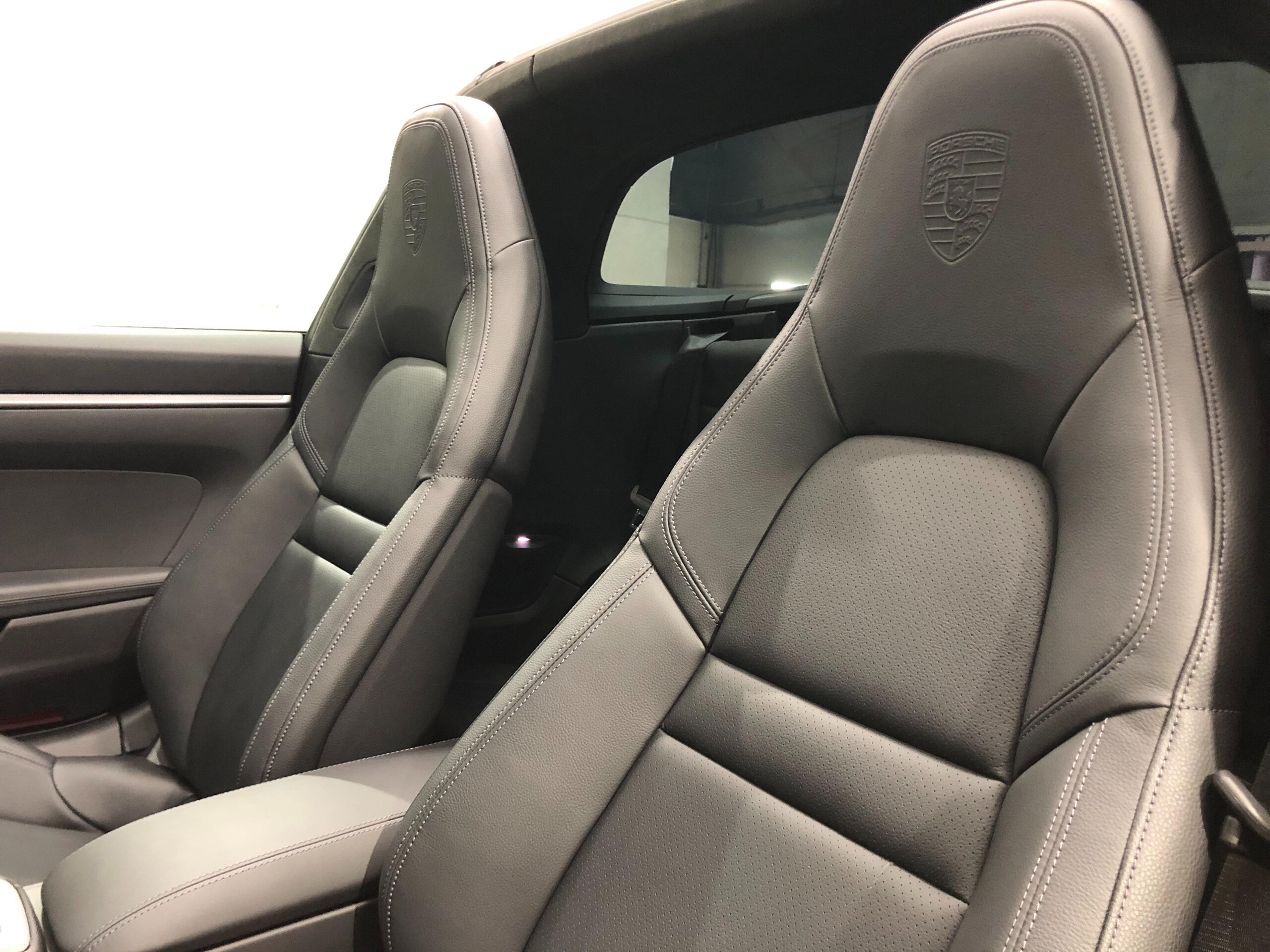 2024 Porsche 911 Targa 4 — Photo 13 / 26