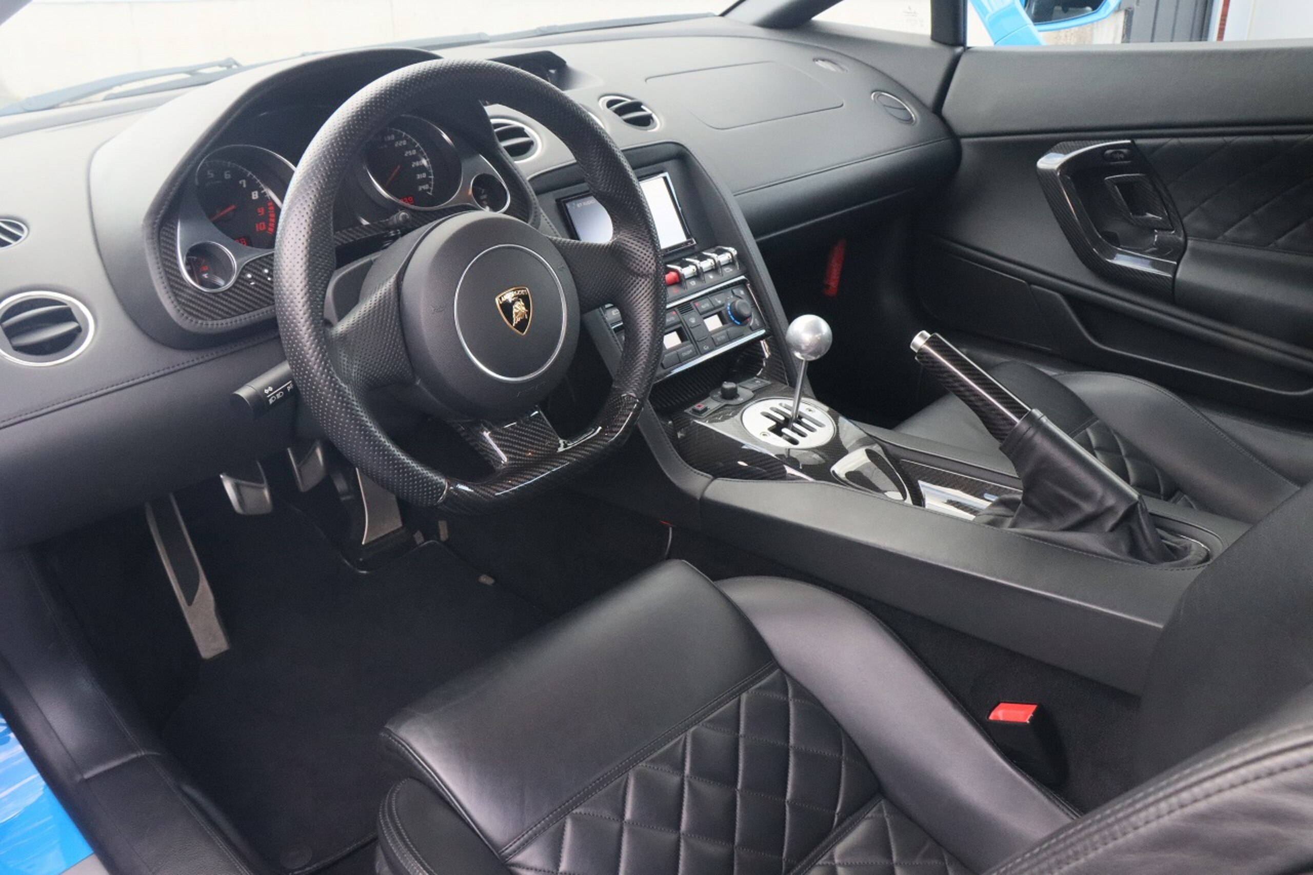 2010 Lamborghini Gallardo LP560-4 — Photo 7 / 26