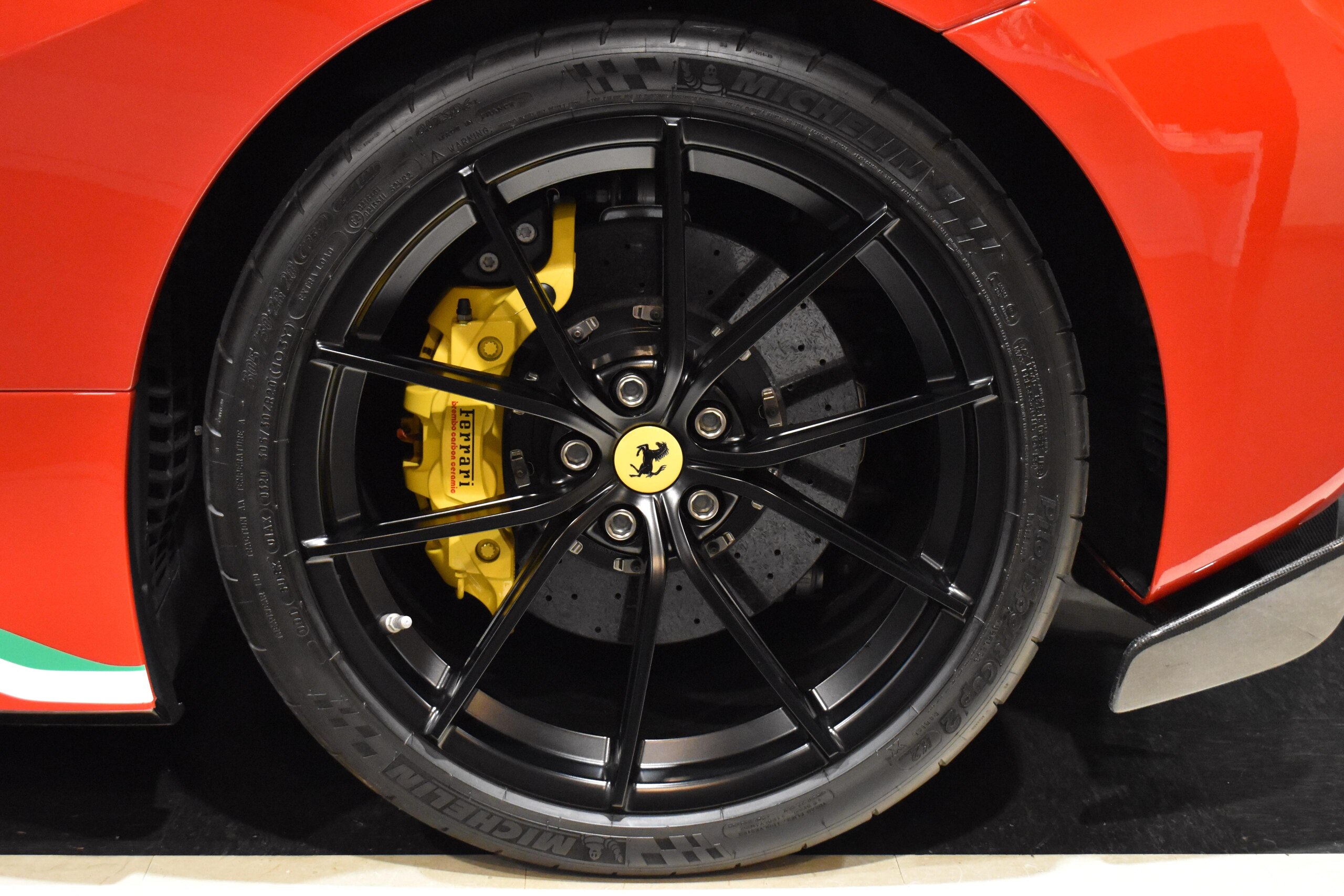 2020 Ferrari 488 Pista — Photo 20 / 23