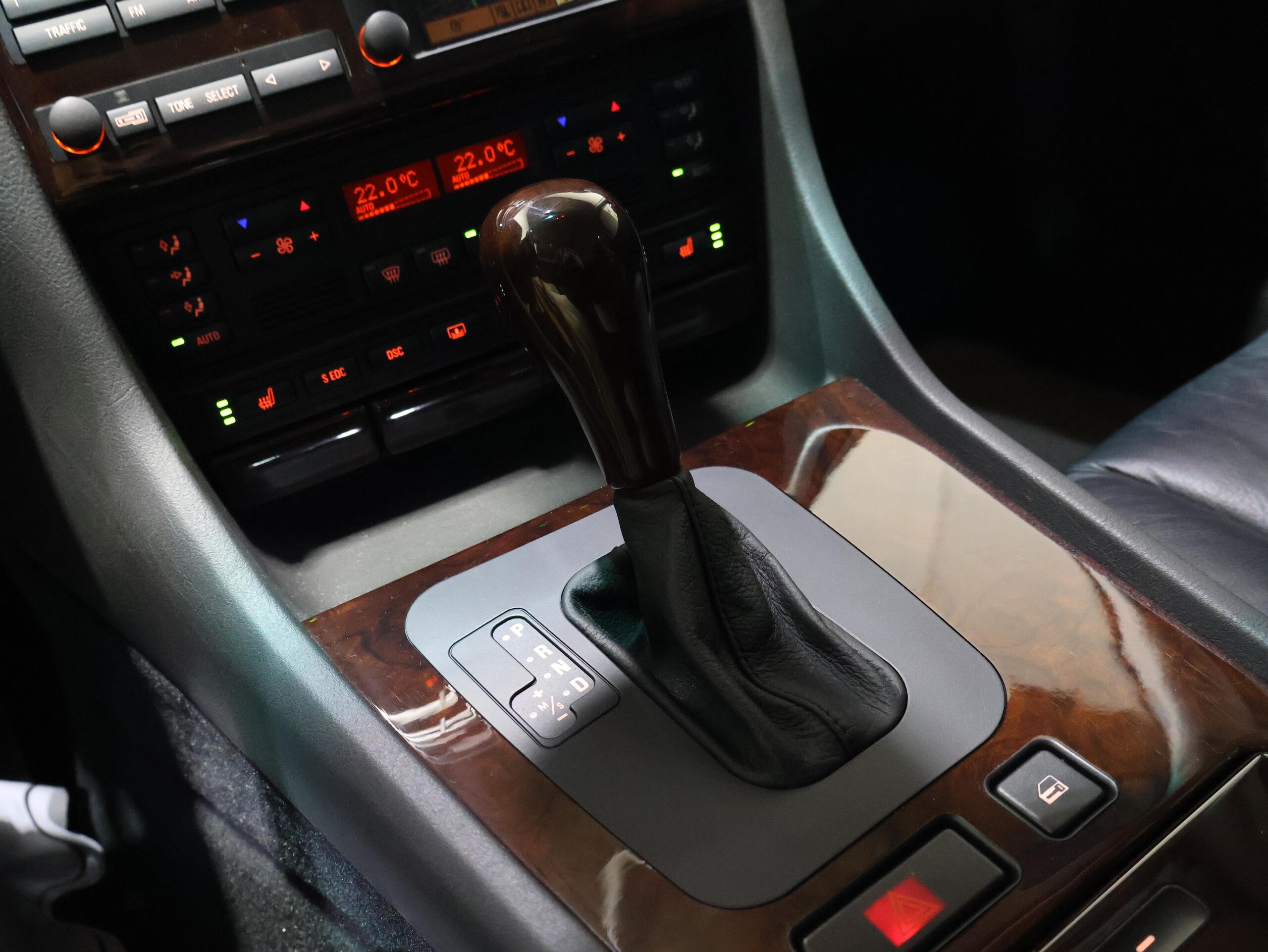 1999 BMW 735i — Photo 14 / 21