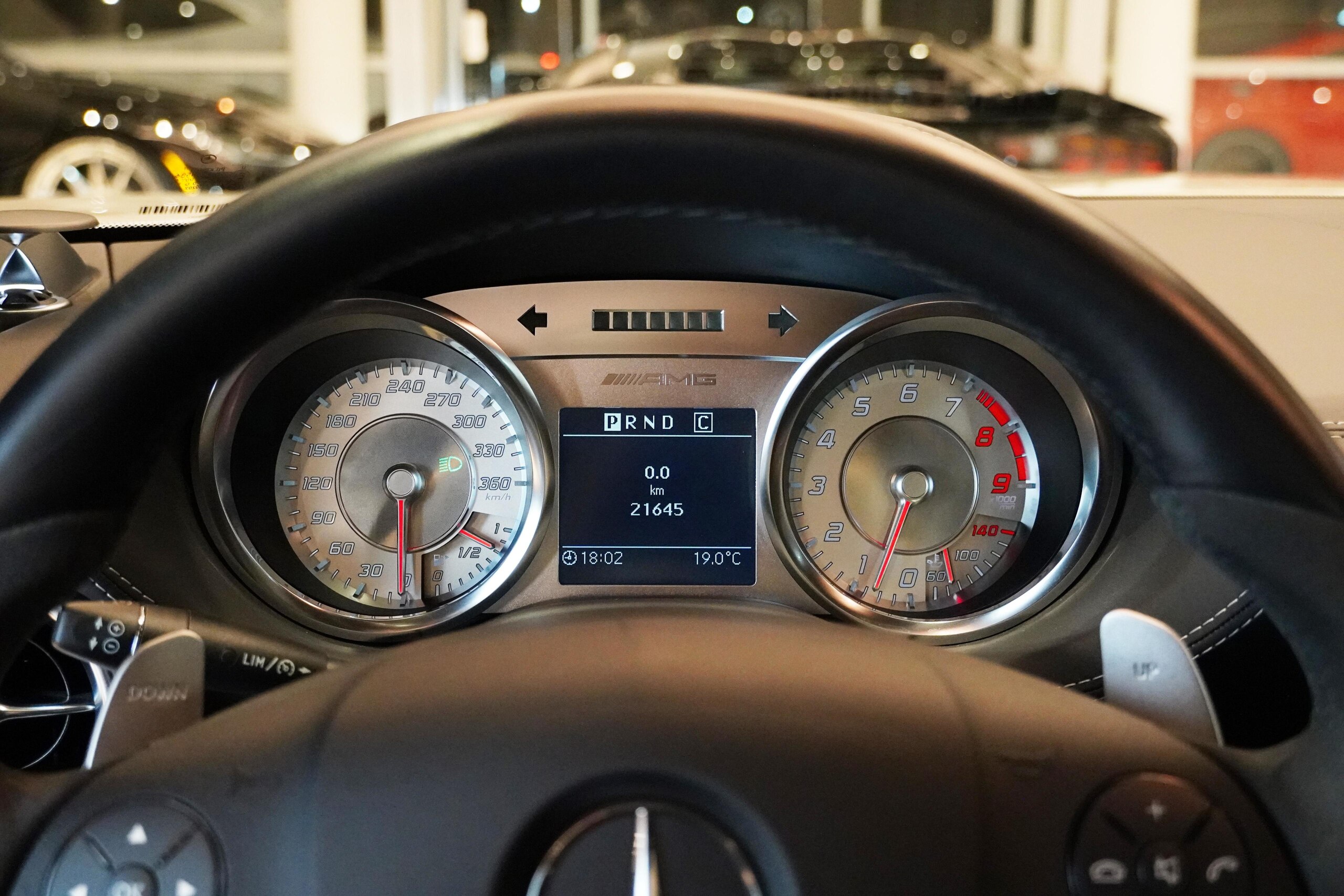 2010 Mercedes Benz SLS AMG — Photo 9 / 19