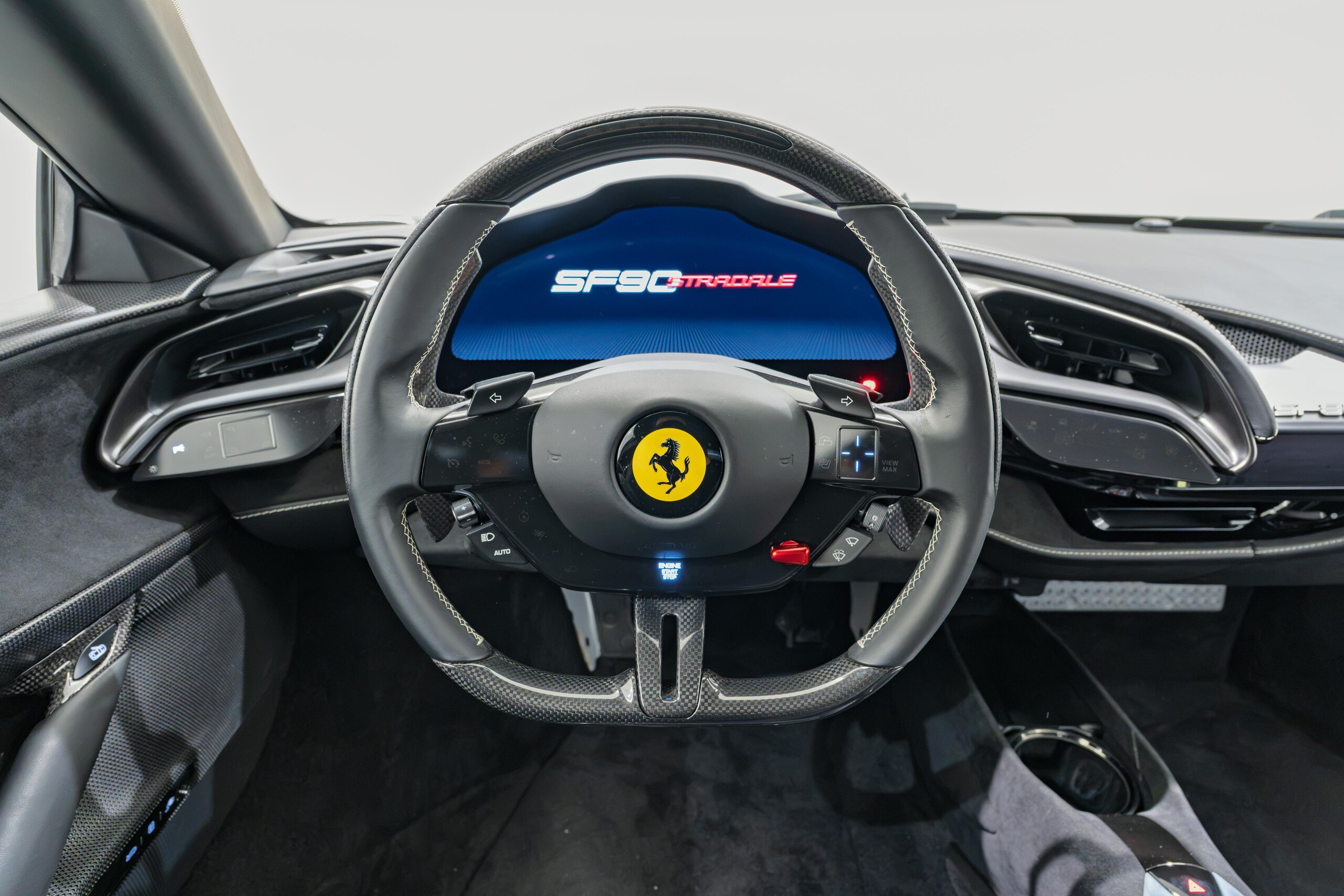 2021 Ferrari SF90 Stradale — Photo 6 / 38