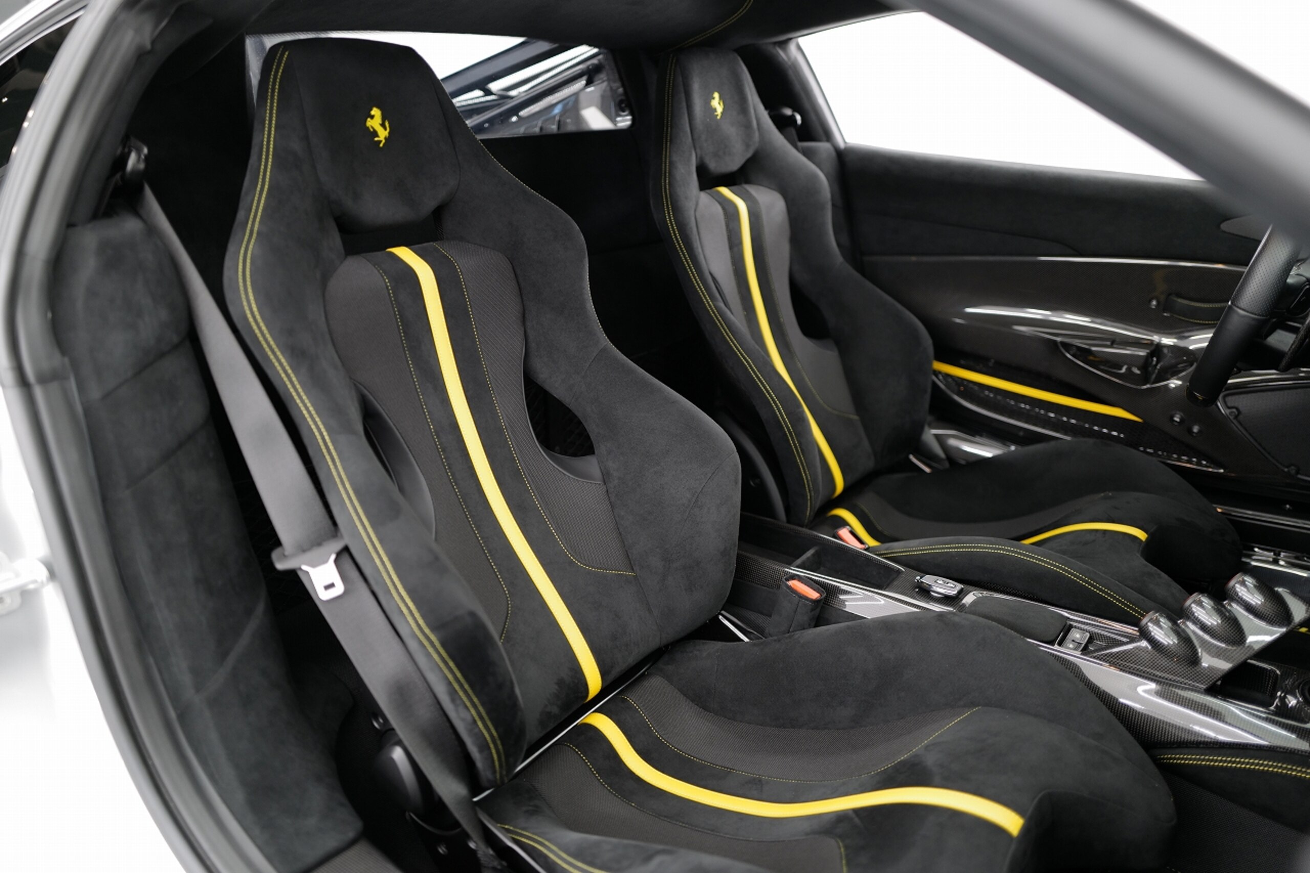 2019 Ferrari 488 Pista — Photo 15 / 21