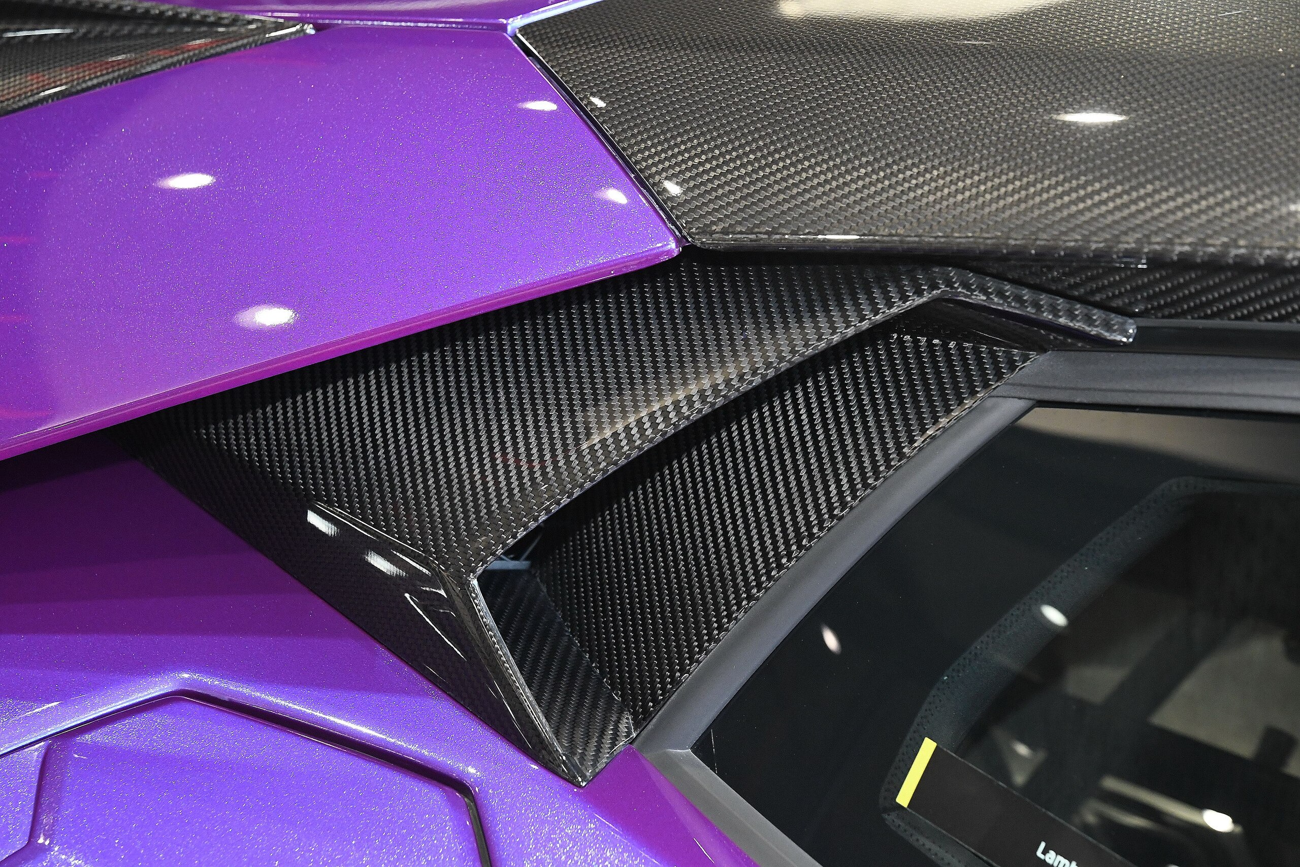 2022 Lamborghini Aventador Roadster LP780-4 Ultimae — Photo 13 / 55
