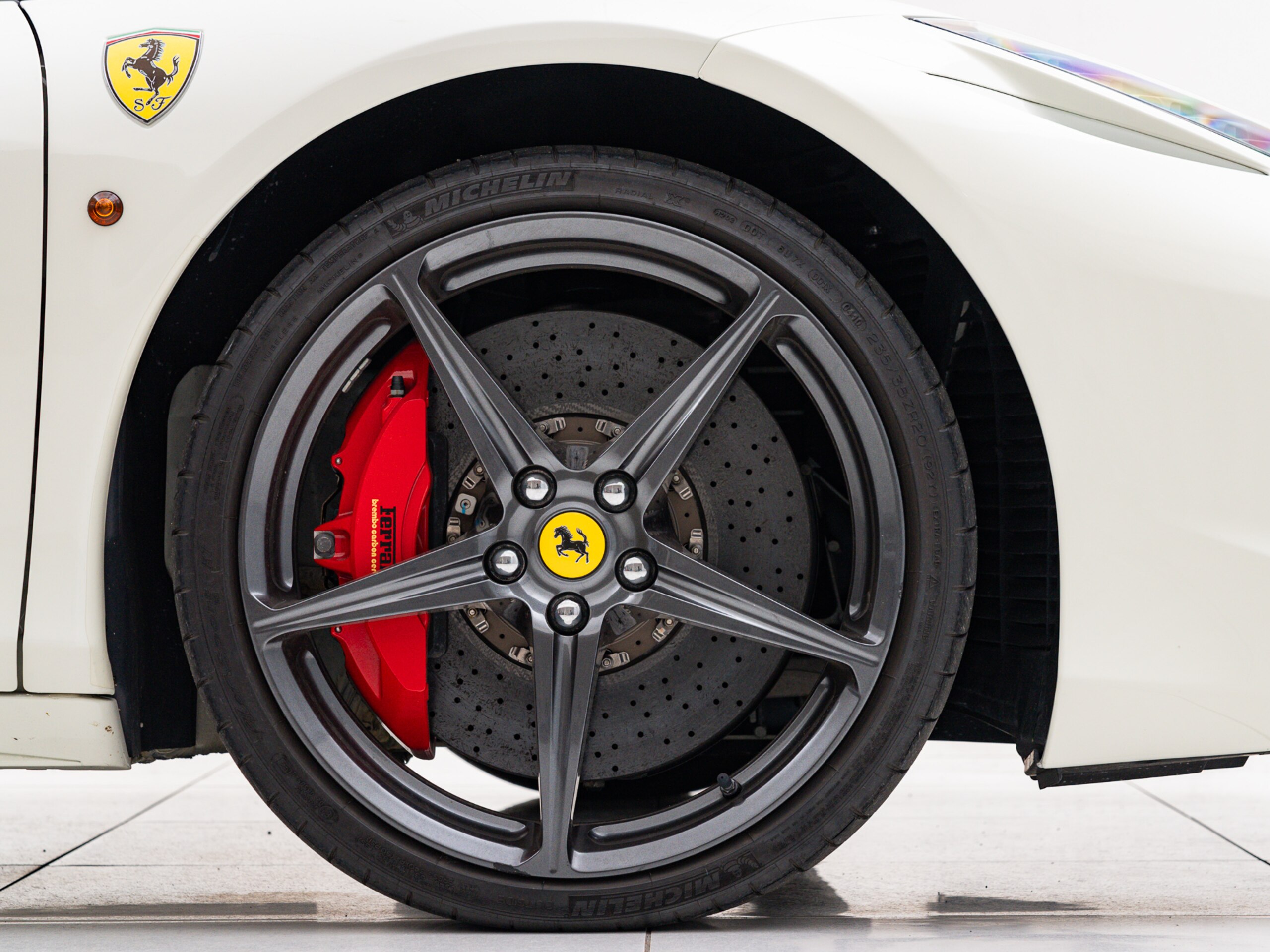 2010 Ferrari 458 Italia F1 DCT — Photo 19 / 22