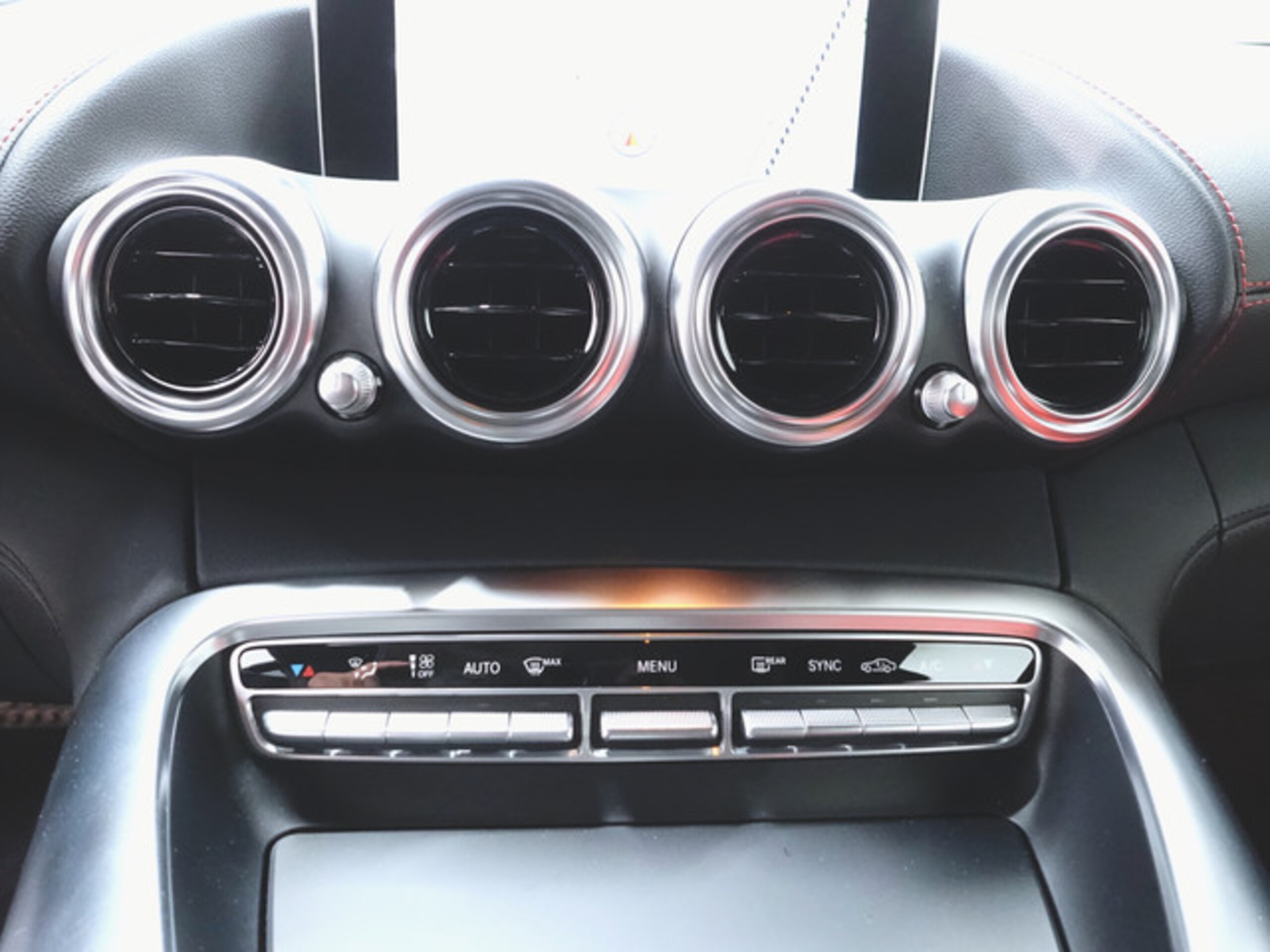 2018 Mercedes Benz AMG GT — Photo 11 / 19