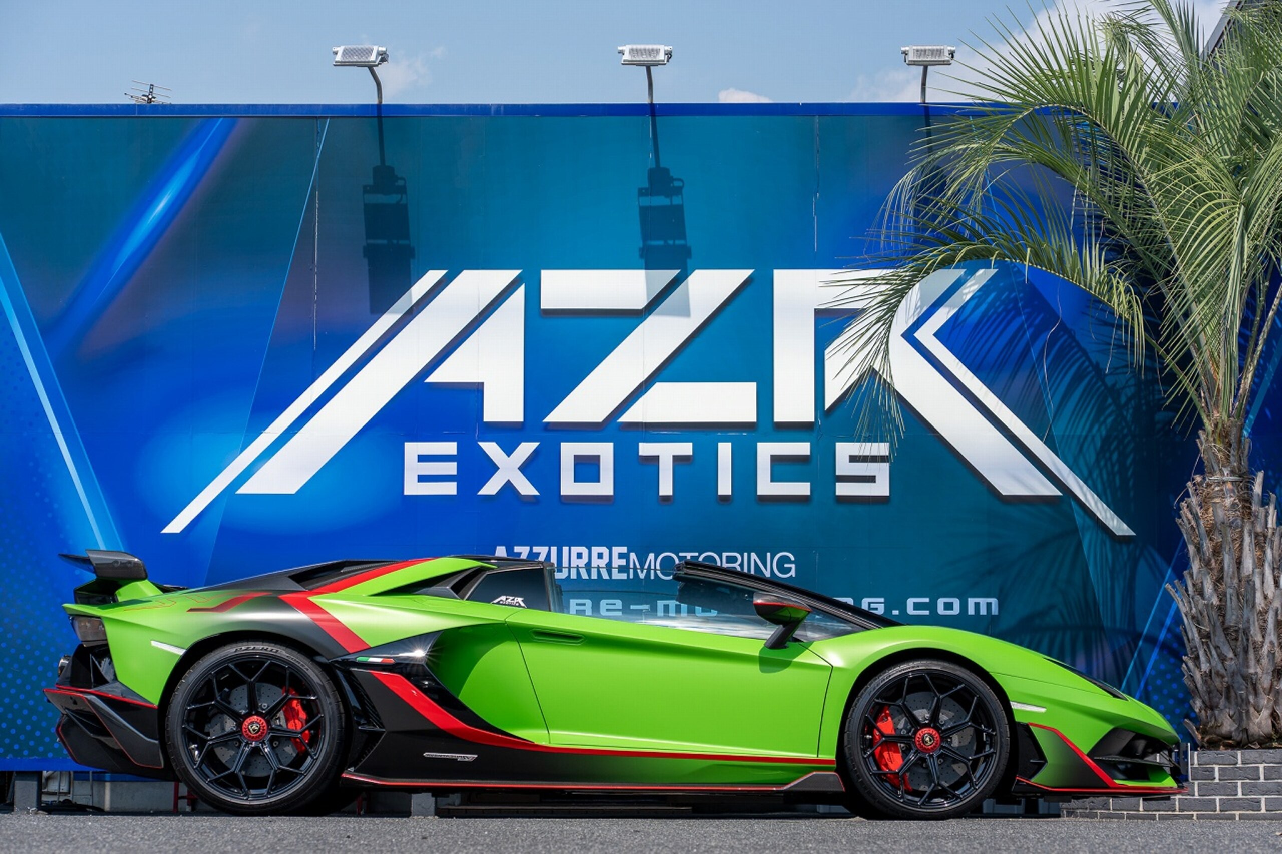 2021 Lamborghini Aventador SVJ Roadster — Photo 6 / 21