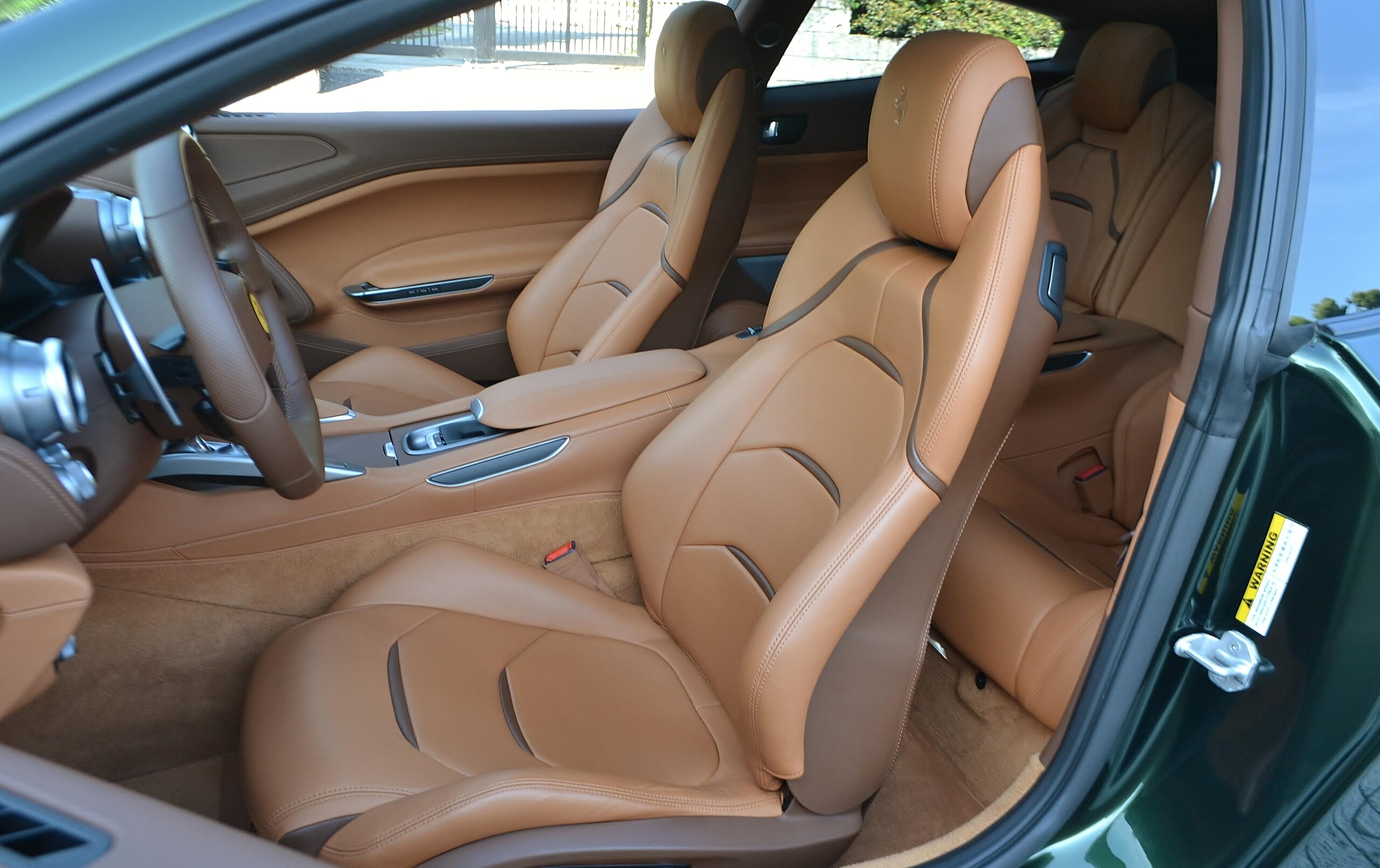 2019 Ferrari GTC4Lusso — Photo 10 / 34