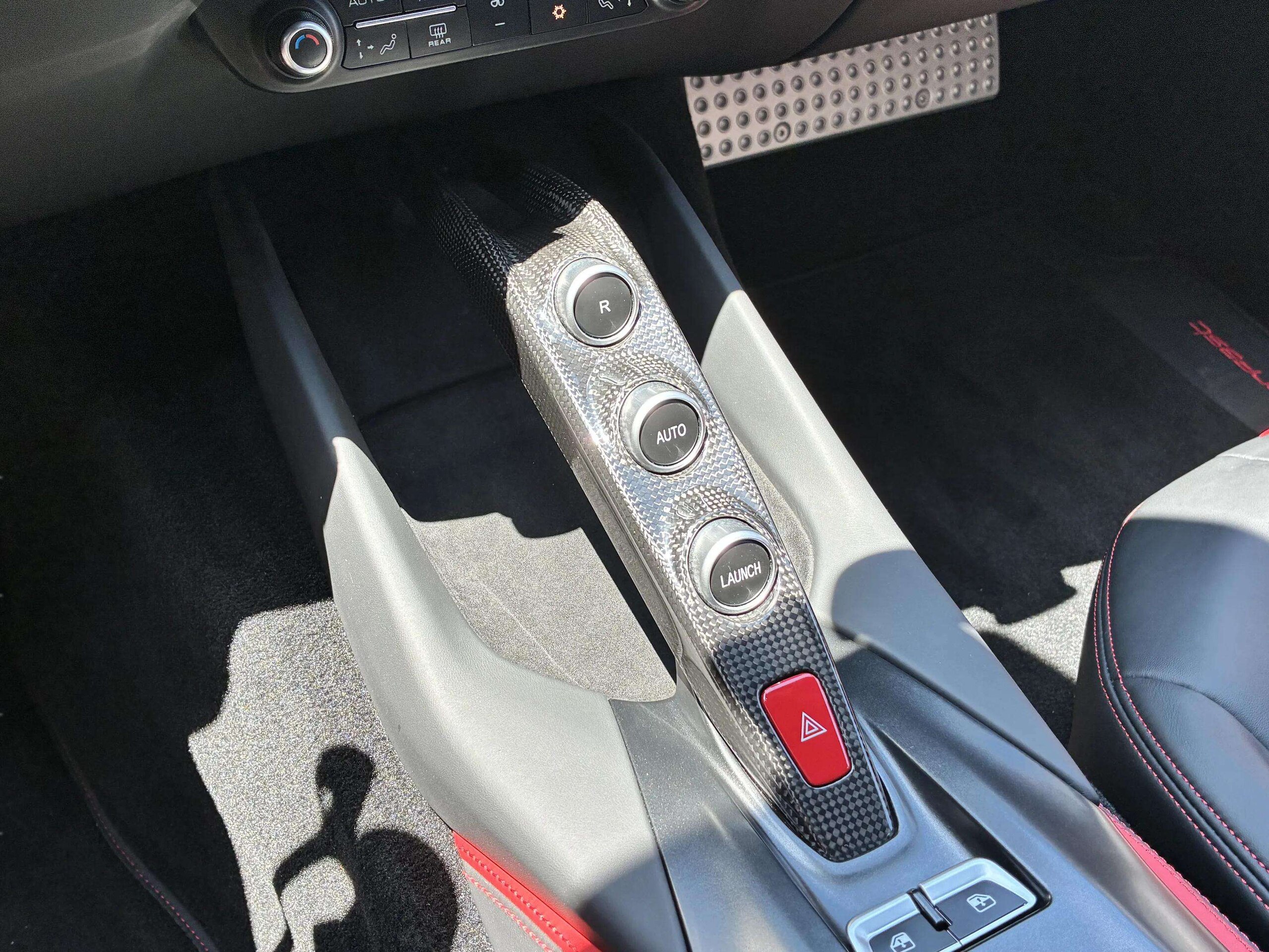2018 Ferrari 812 Superfast — Photo 8 / 18