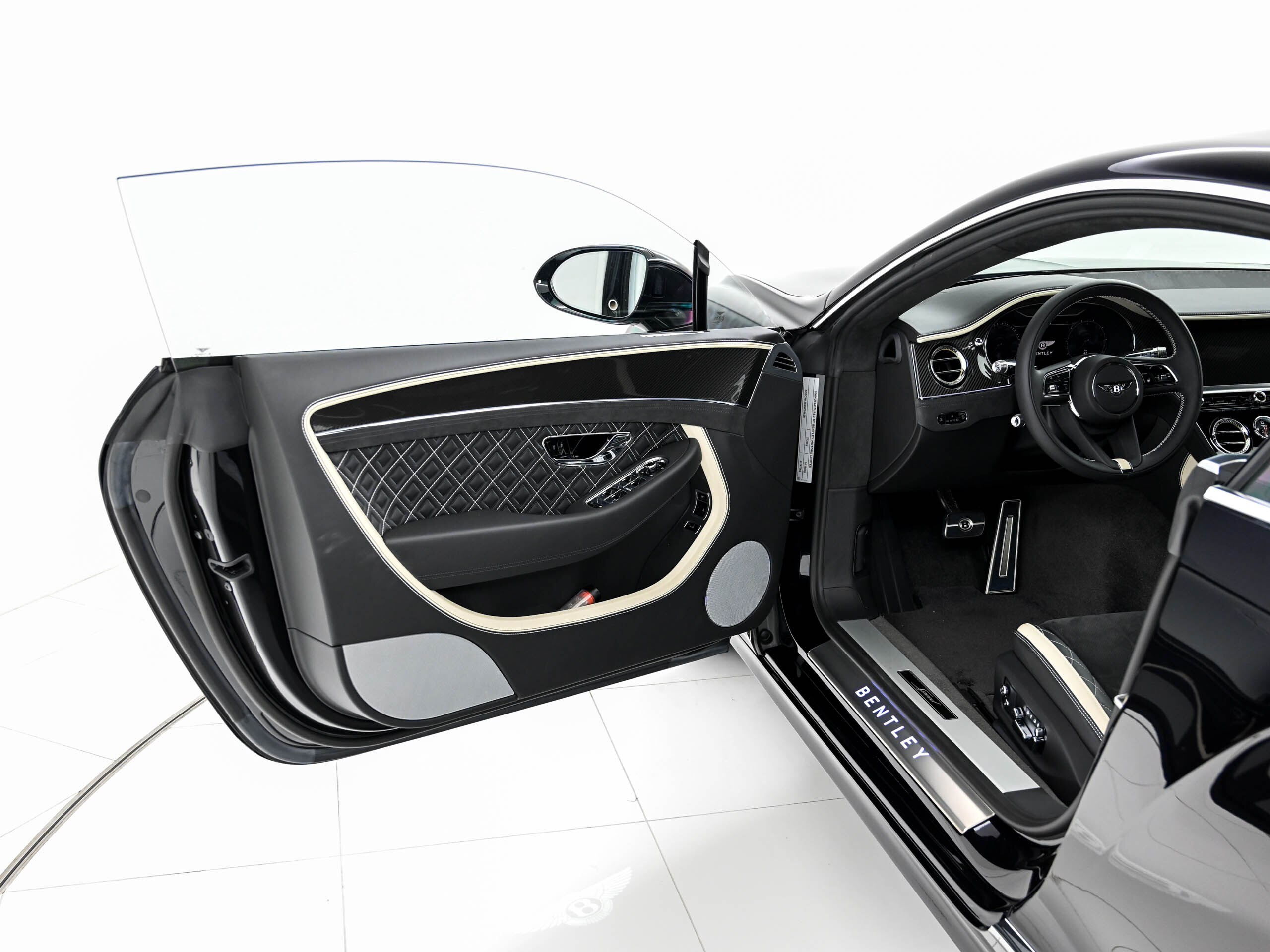 2022 Bentley Continental GT Speed — Photo 6 / 17