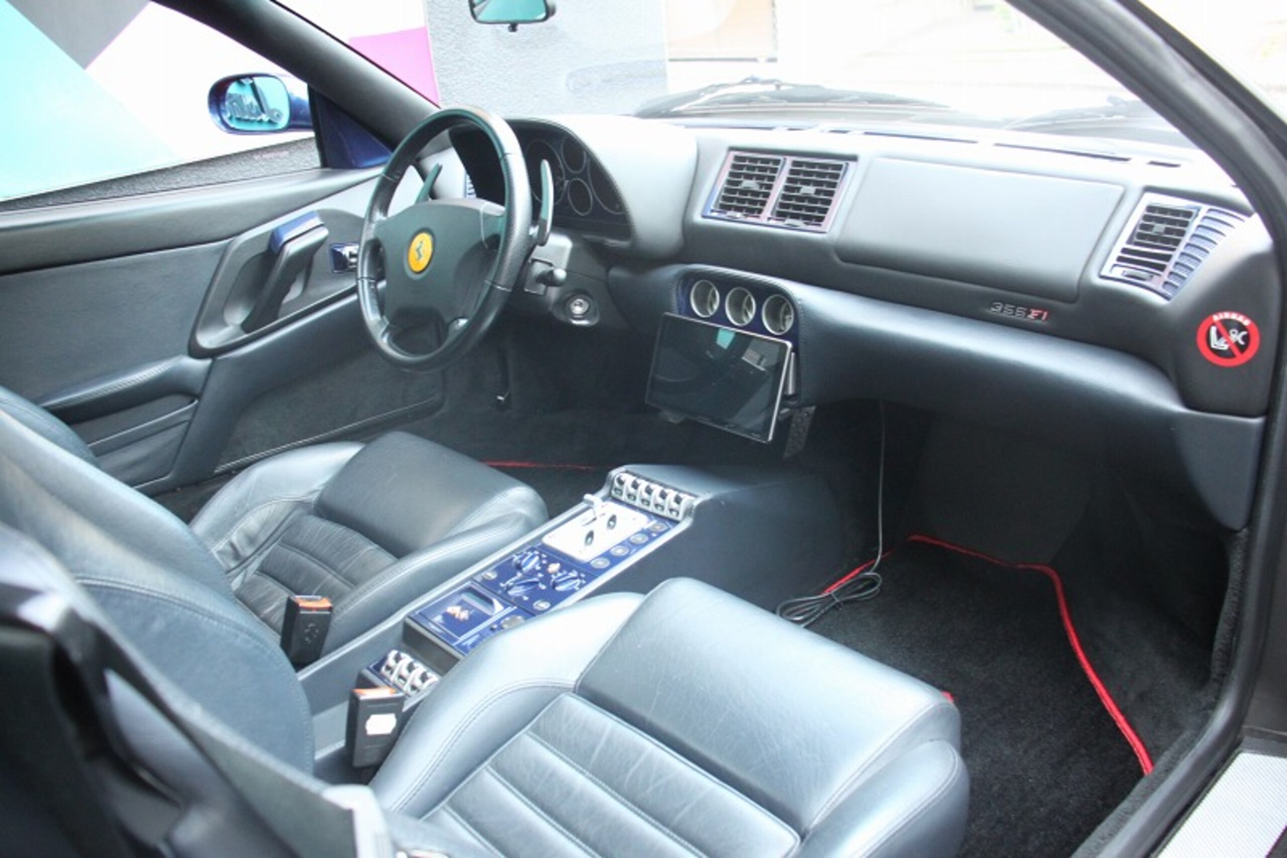 1998 Ferrari F355 Spider — Photo 10 / 15