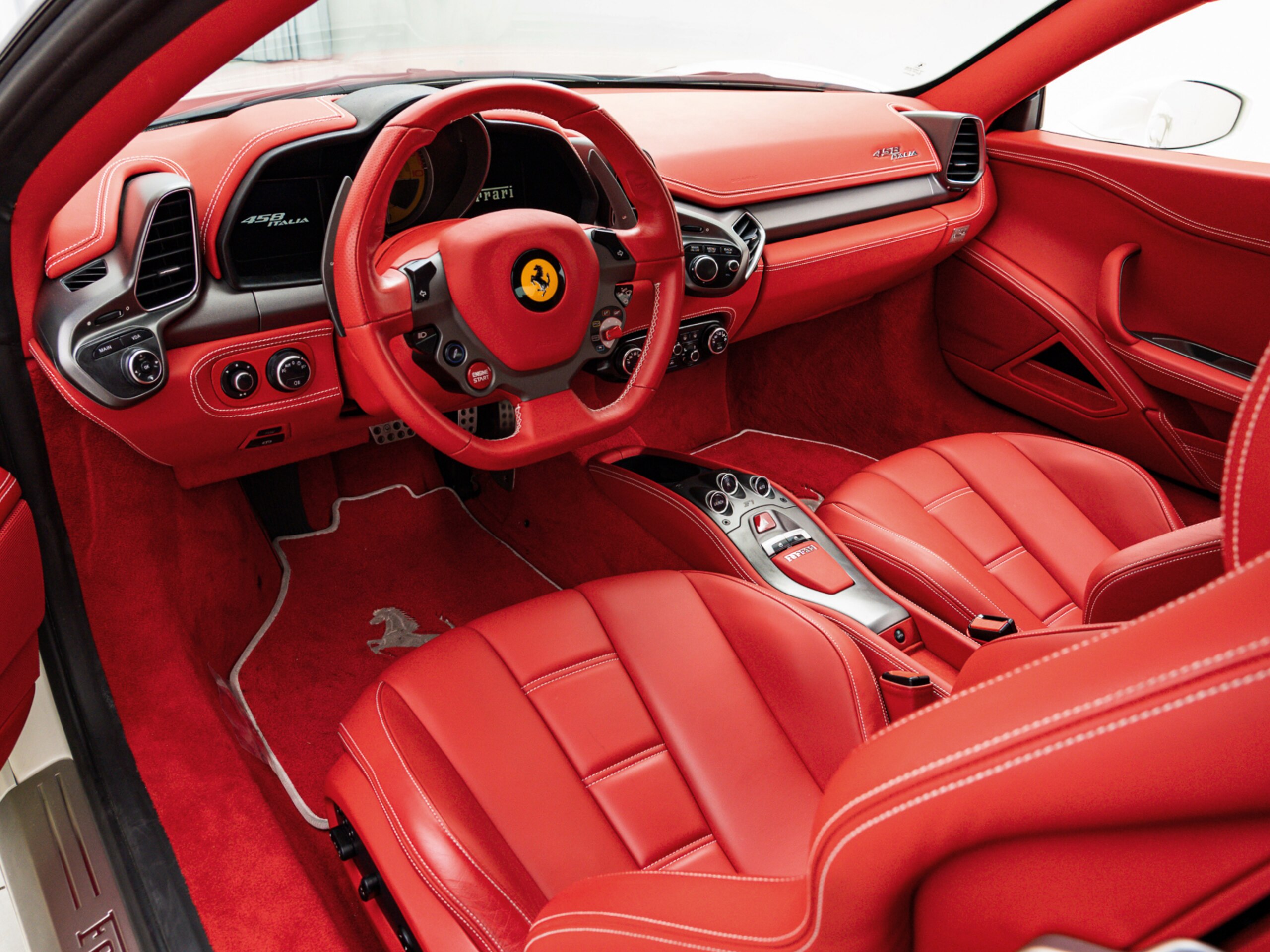 2010 Ferrari 458 Italia F1 DCT — Photo 6 / 22