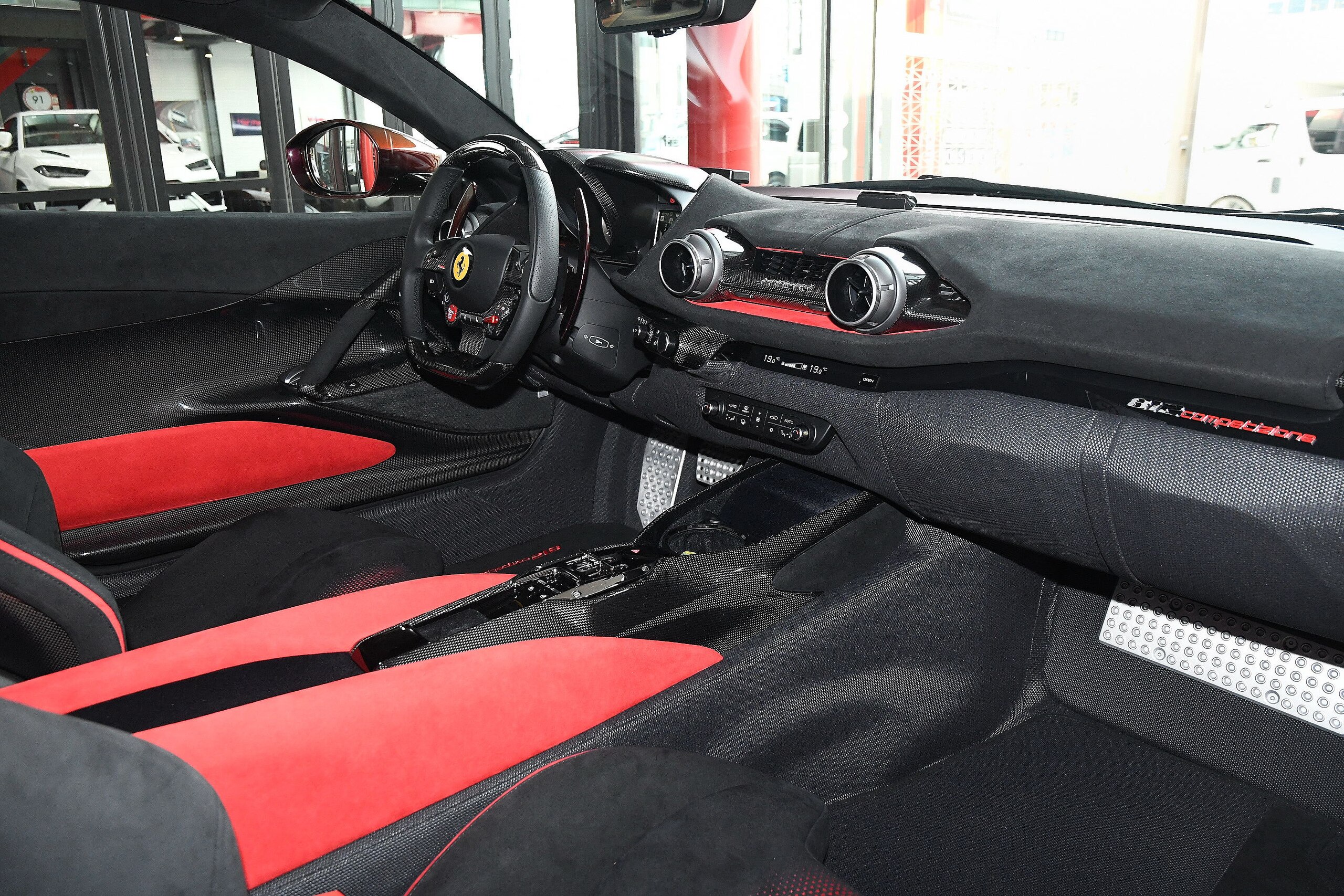 2023 Ferrari Tailor Made 812 Competizione — Photo 9 / 20
