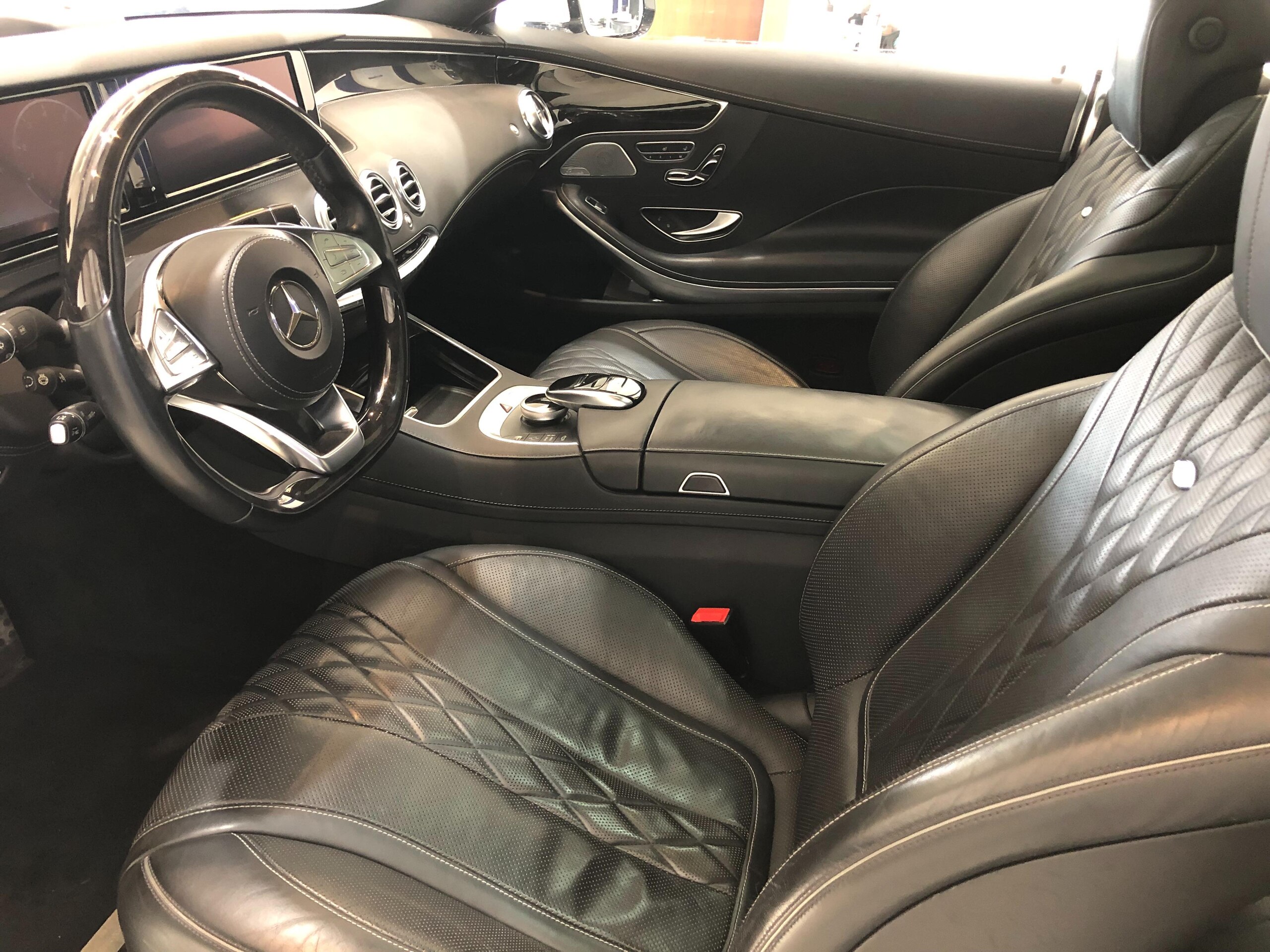 2016 Mercedes Benz S550 4Matic AMG Line — Photo 8 / 21