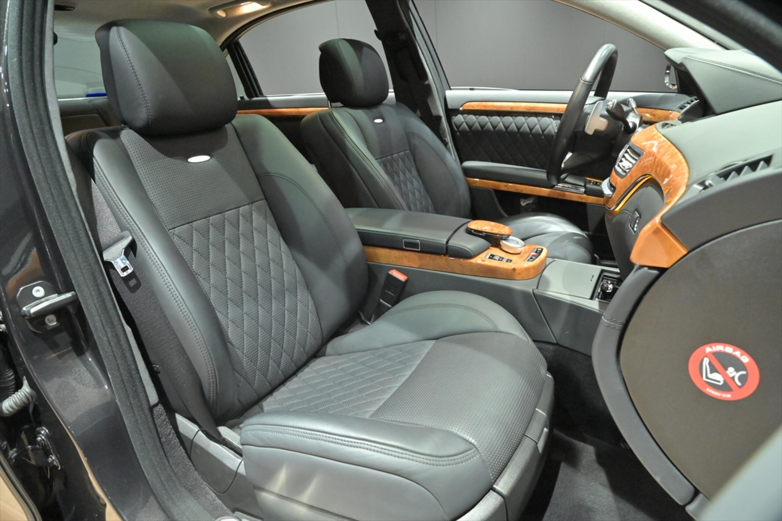 2009 Mercedes Benz S65 AMG Long — Photo 12 / 17