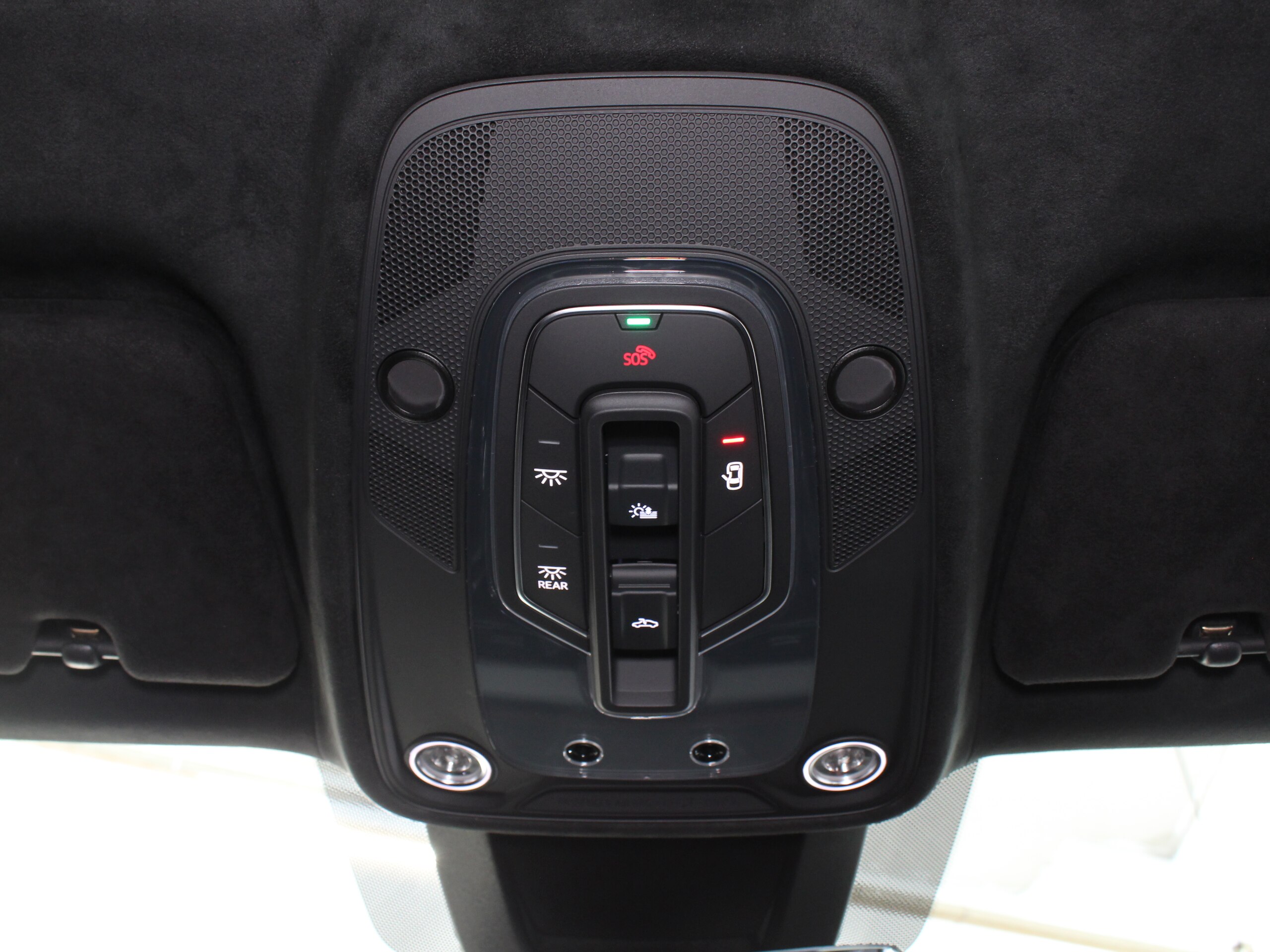 2024 Lamborghini Urus Performante — Photo 17 / 27