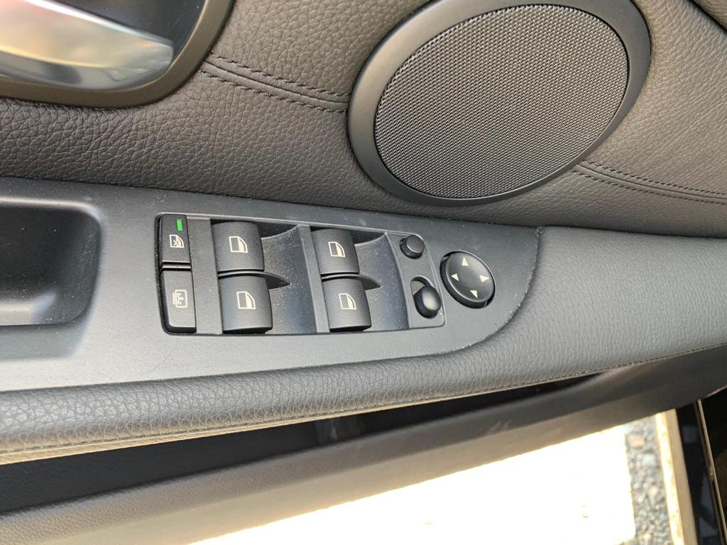 2007 BMW 525i — Photo 15 / 29