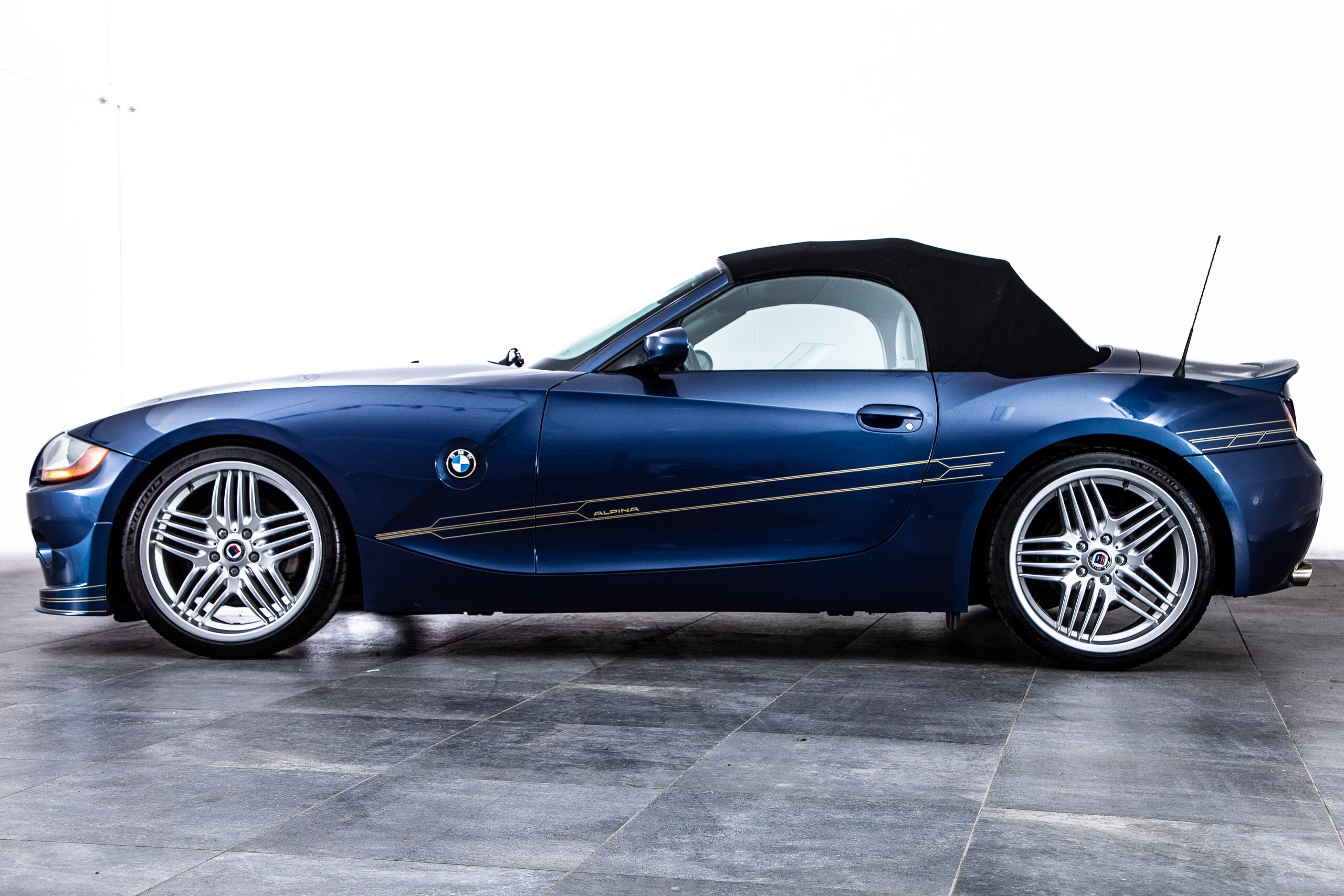2005 BMW Alpina Roadster S — Photo 11 / 30