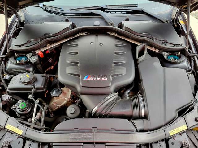 2007 BMW M3 Coupe — Photo 9 / 18