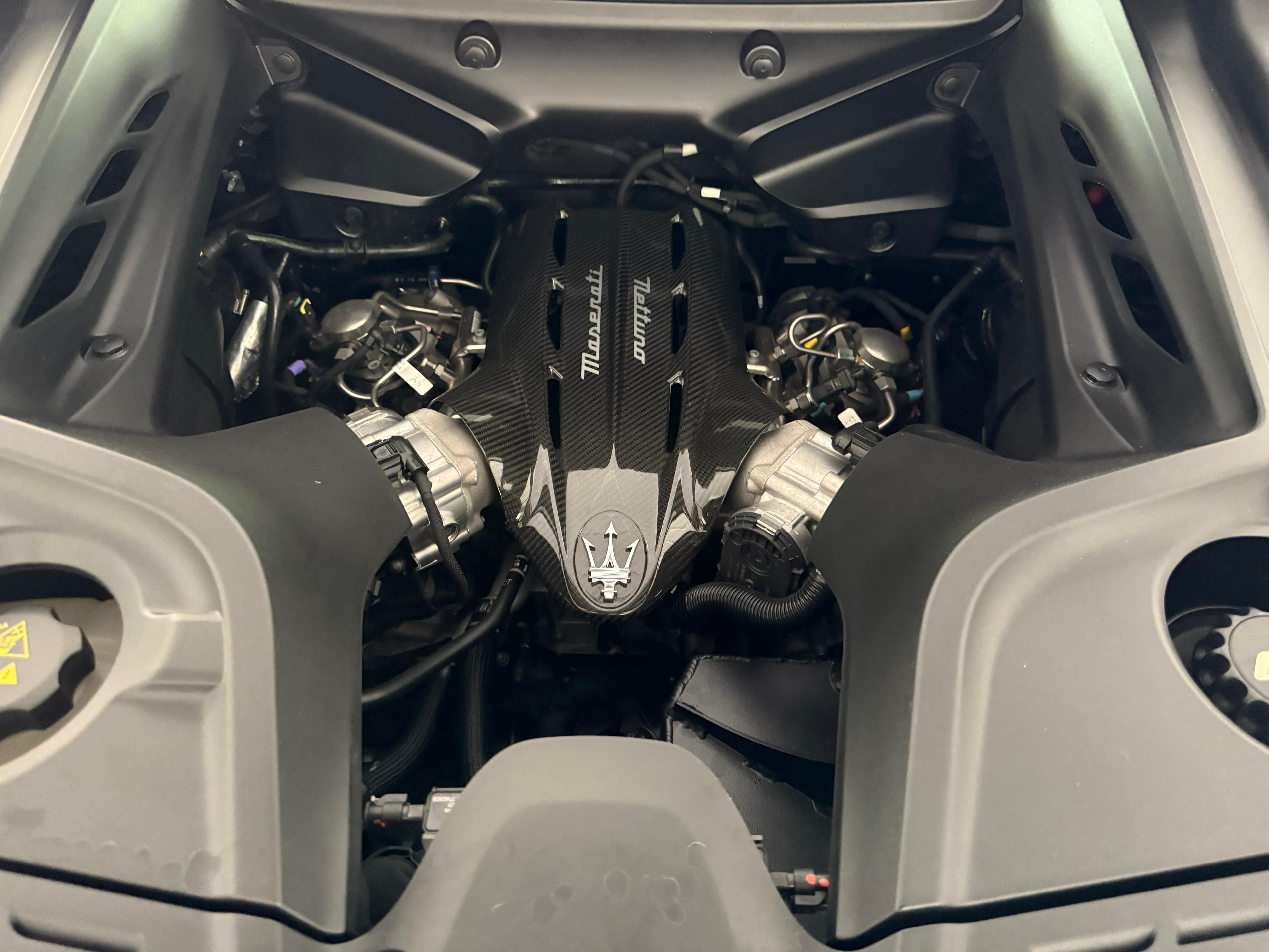 2022 Maserati MC20 — Photo 18 / 18