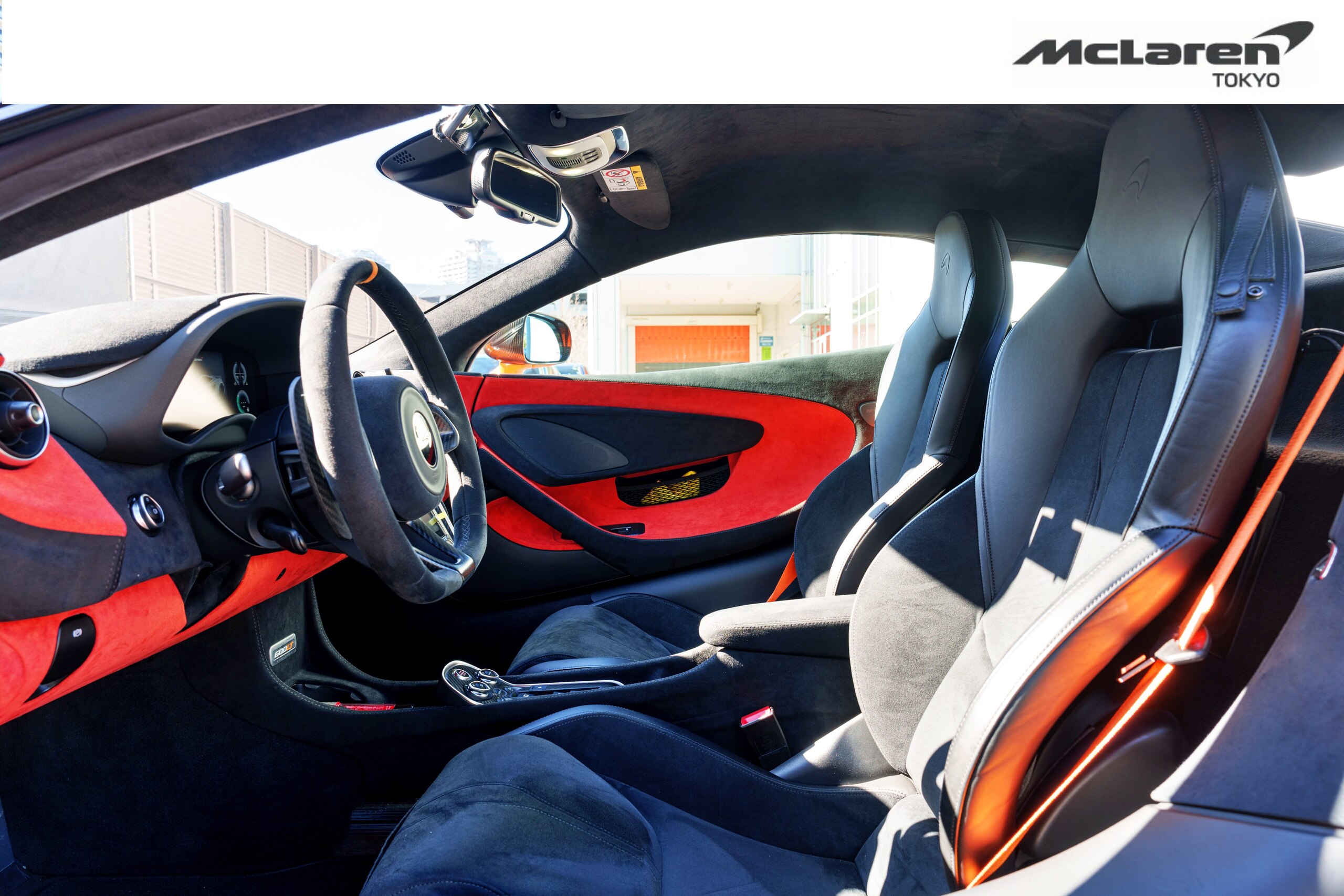 2019 McLaren 600LT — Photo 10 / 19